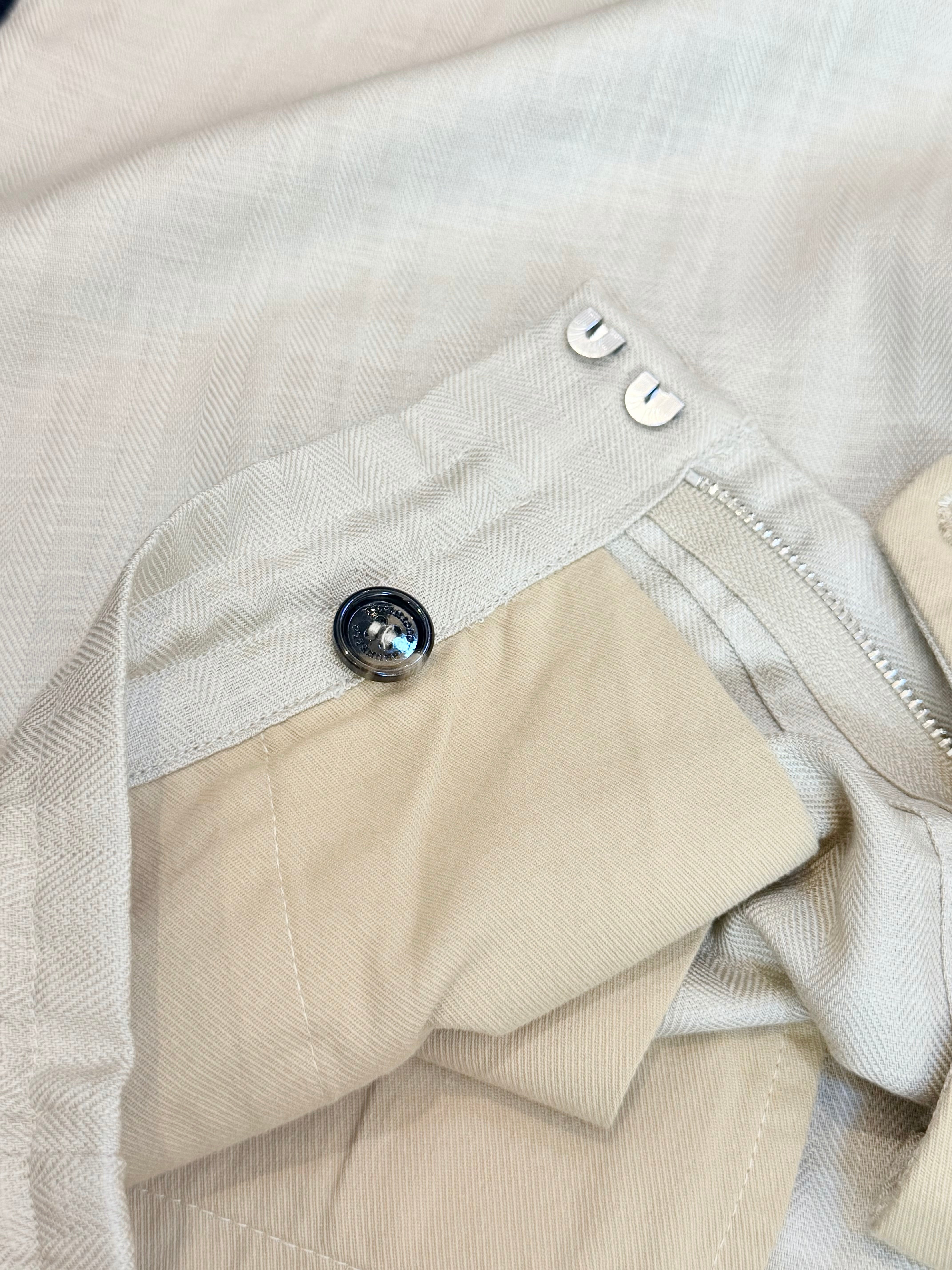 Multi-color Short