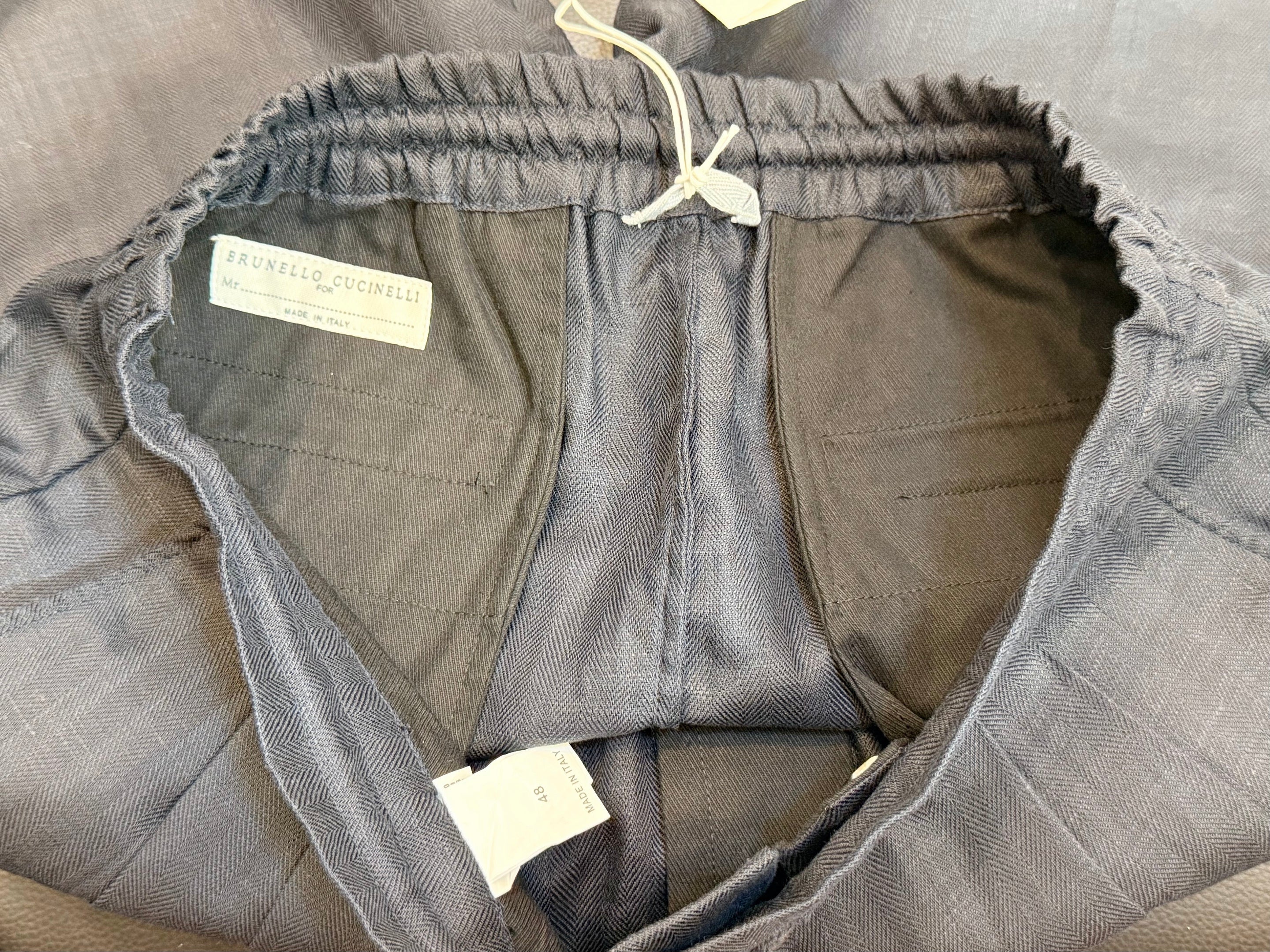 Multi-color Short