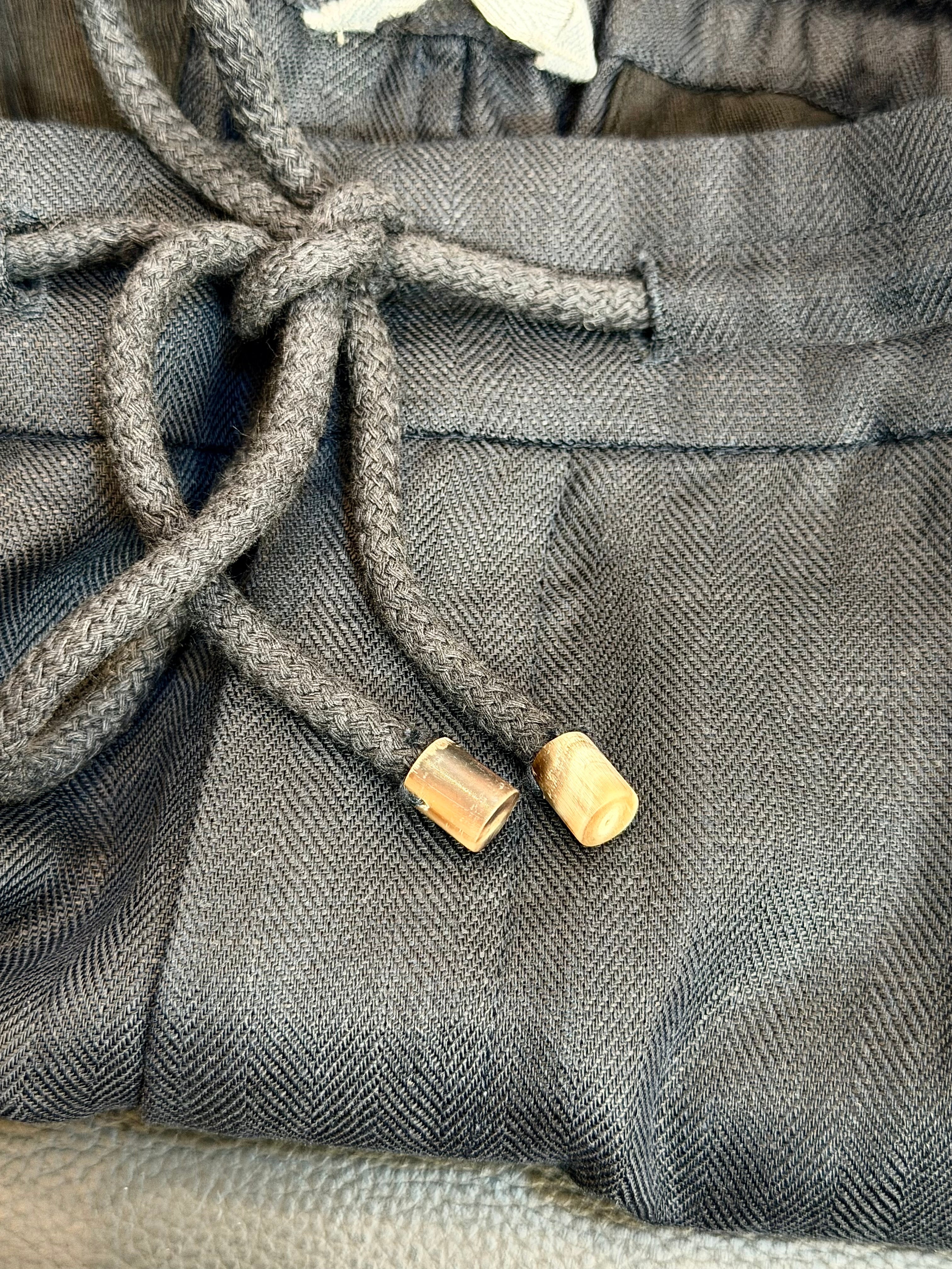 Multi-color Short