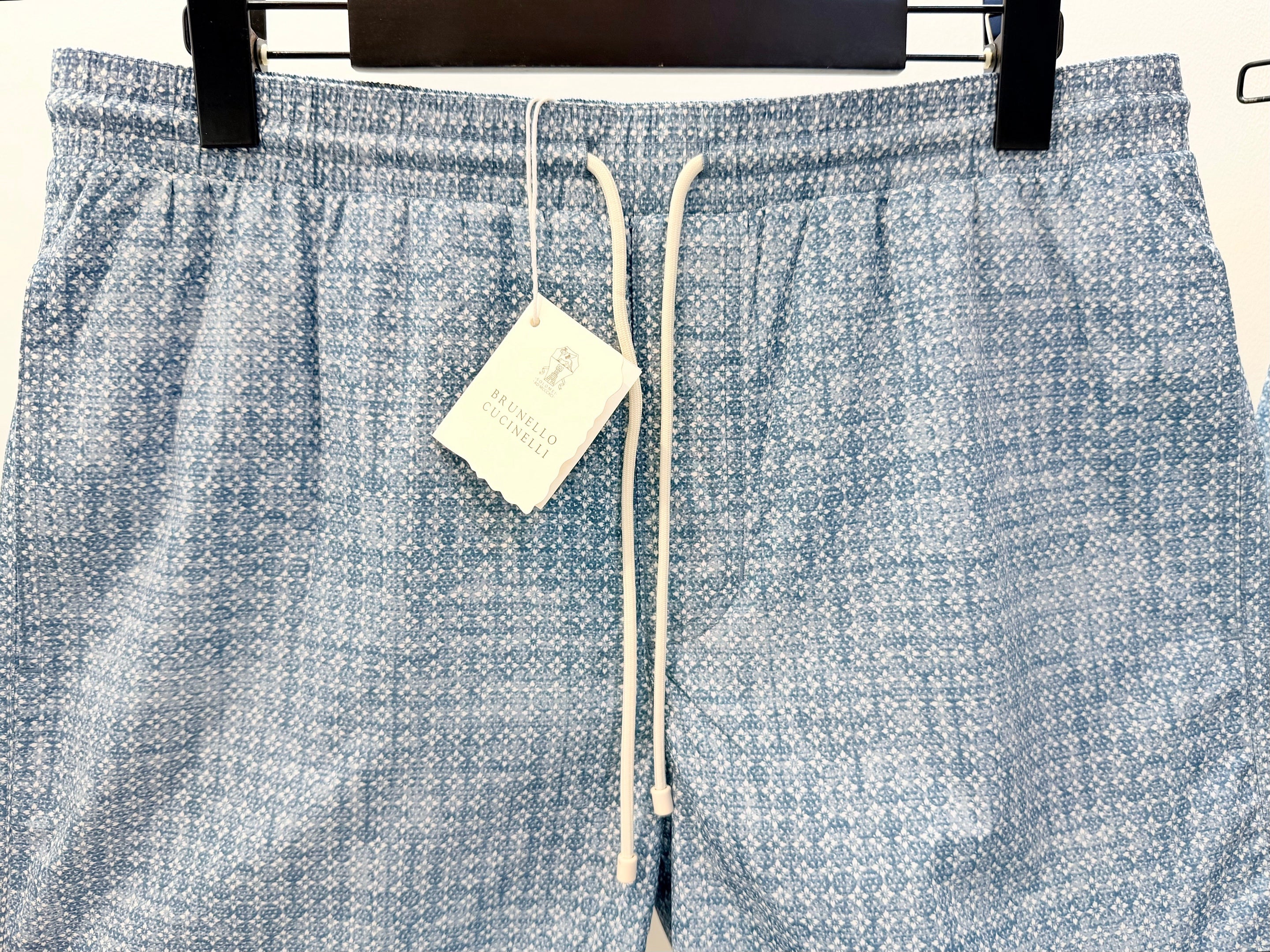 Multi-color Short