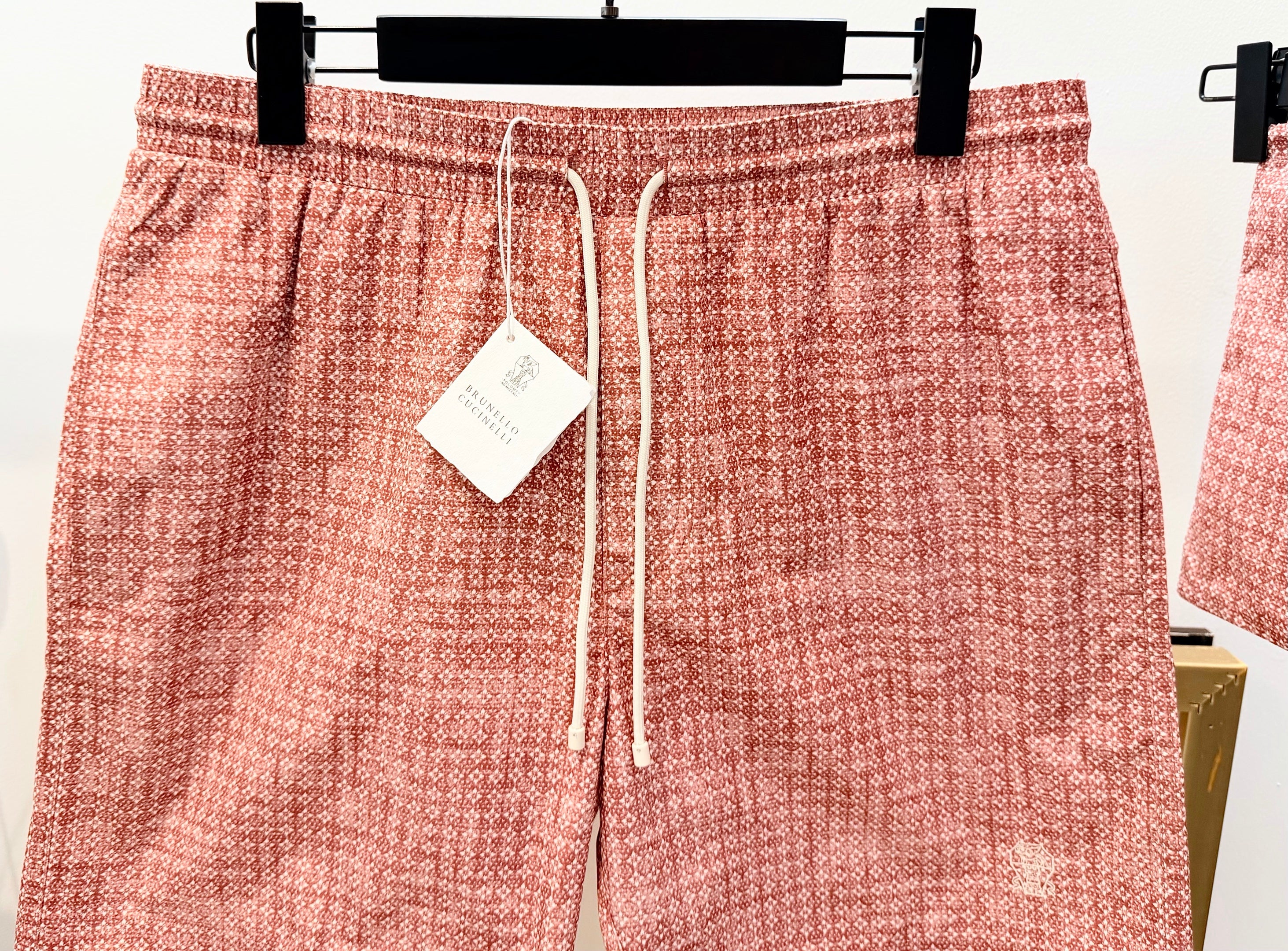 Multi-color Short