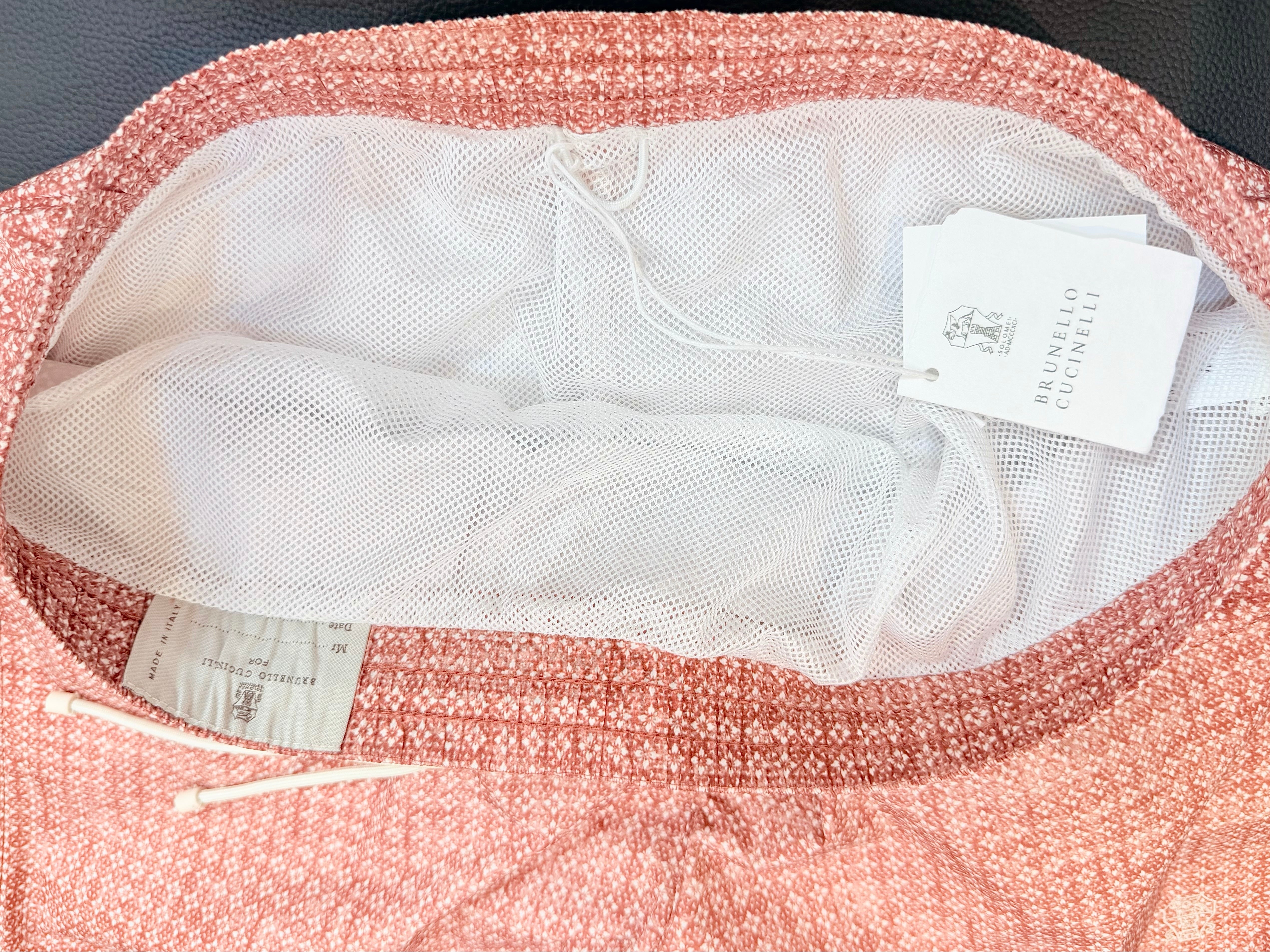 Multi-color Short