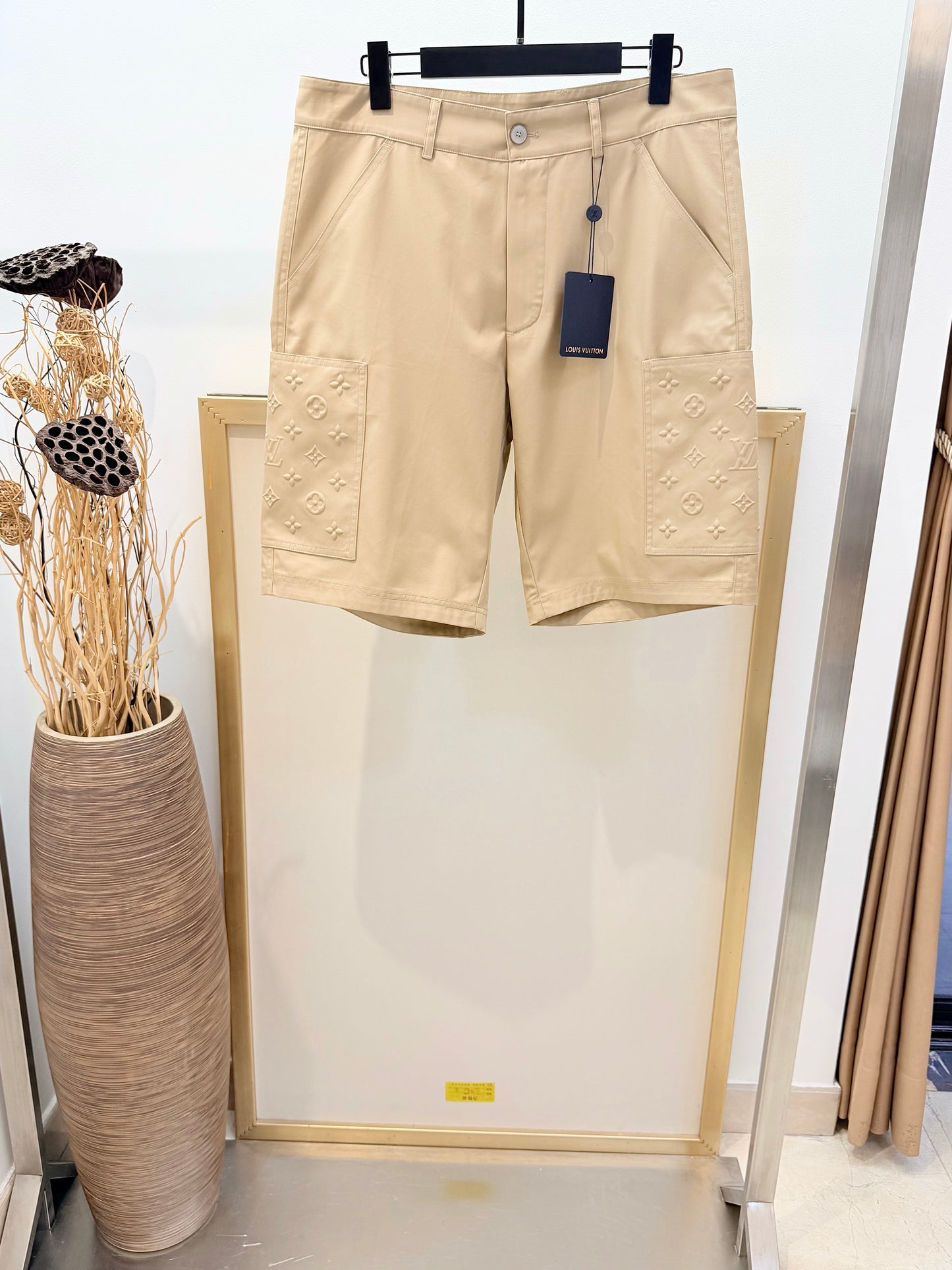Multi-color Short
