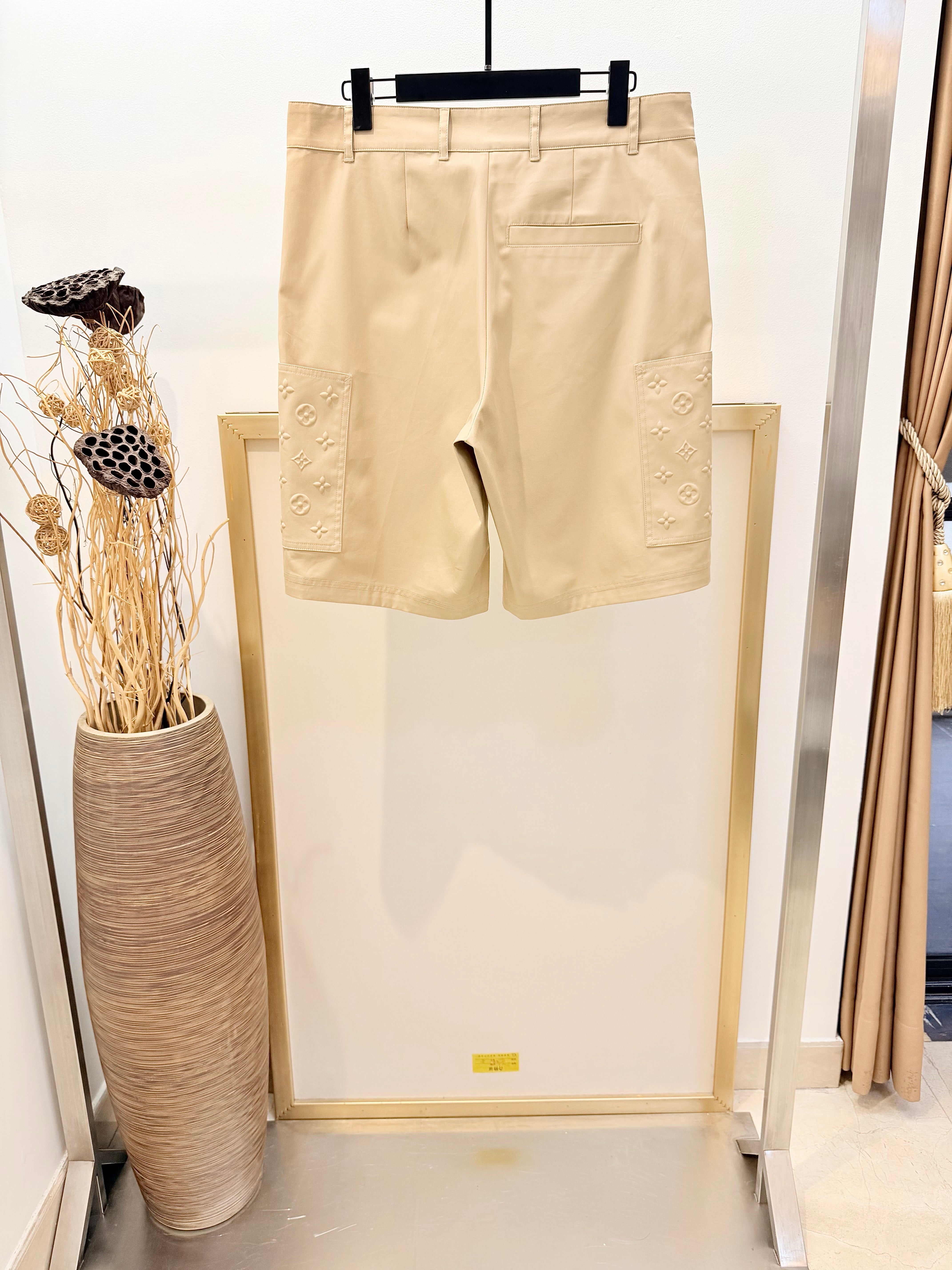 Multi-color Short