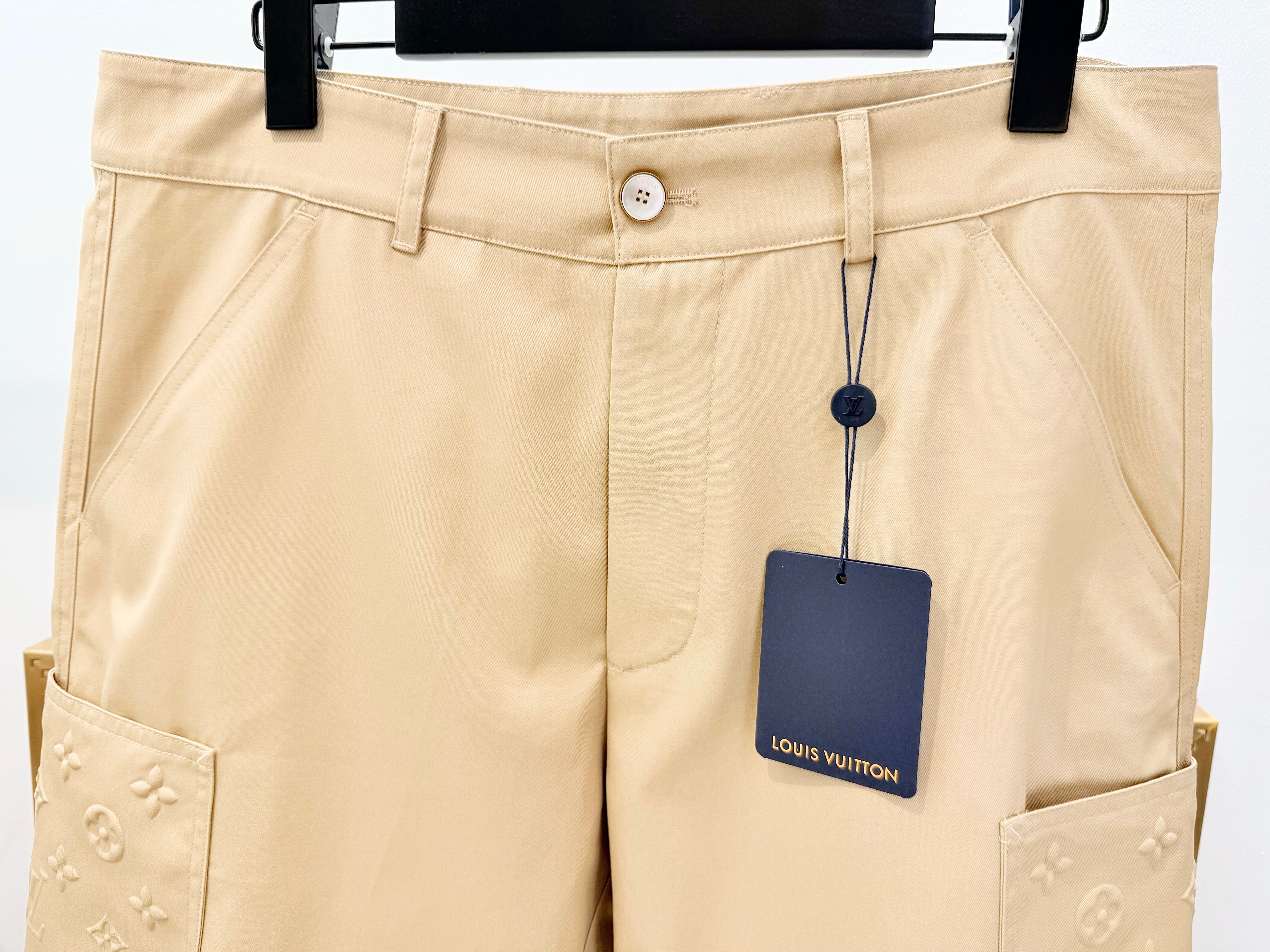 Multi-color Short