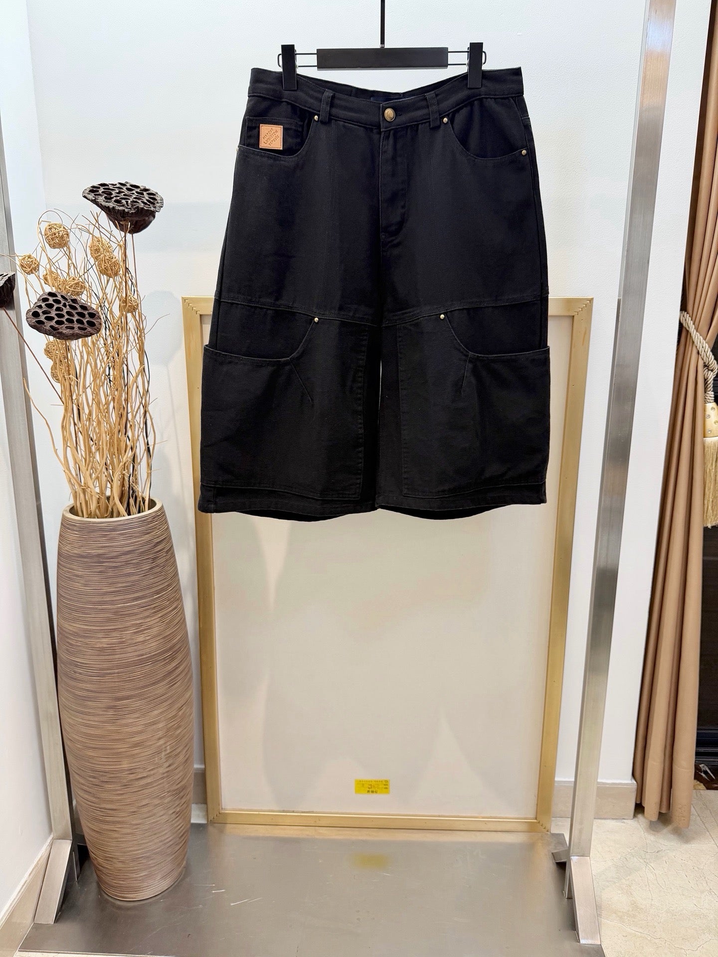 Multi-color Short