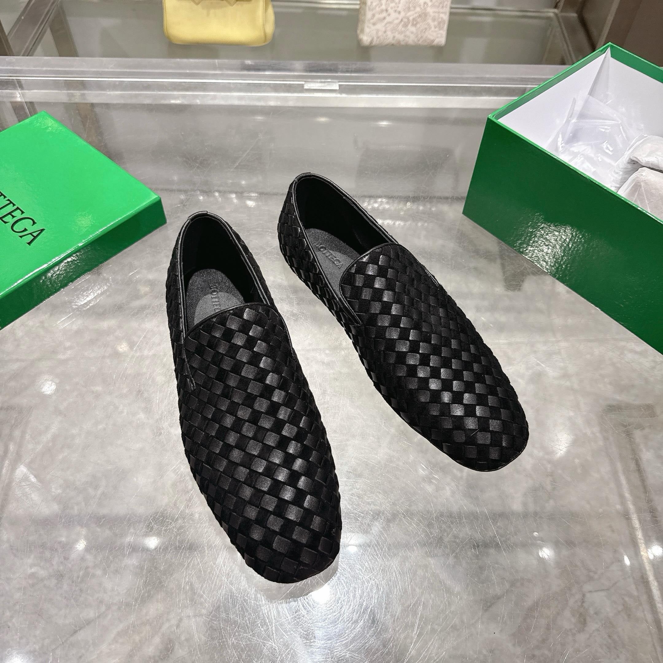 Black Shoes