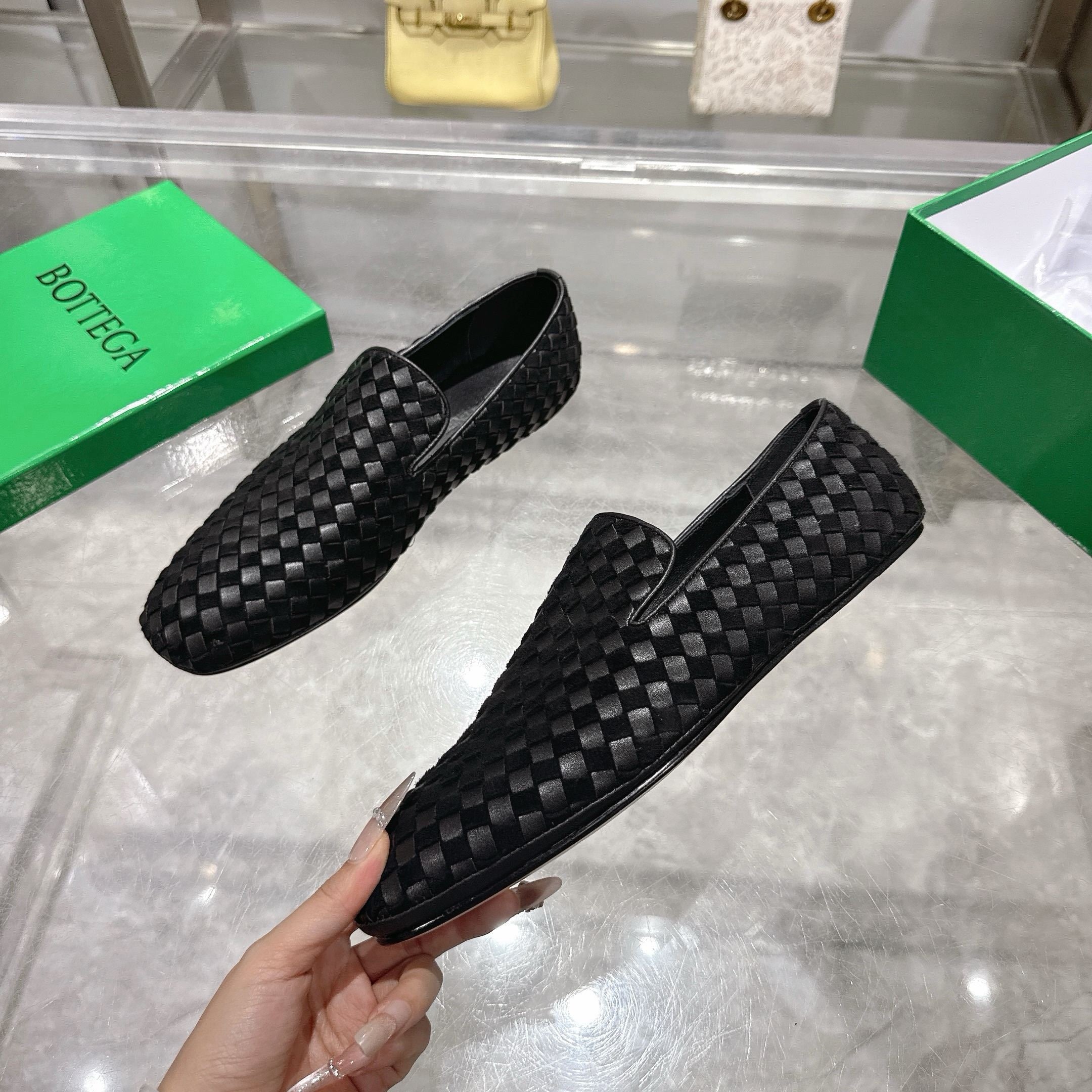 Black Shoes