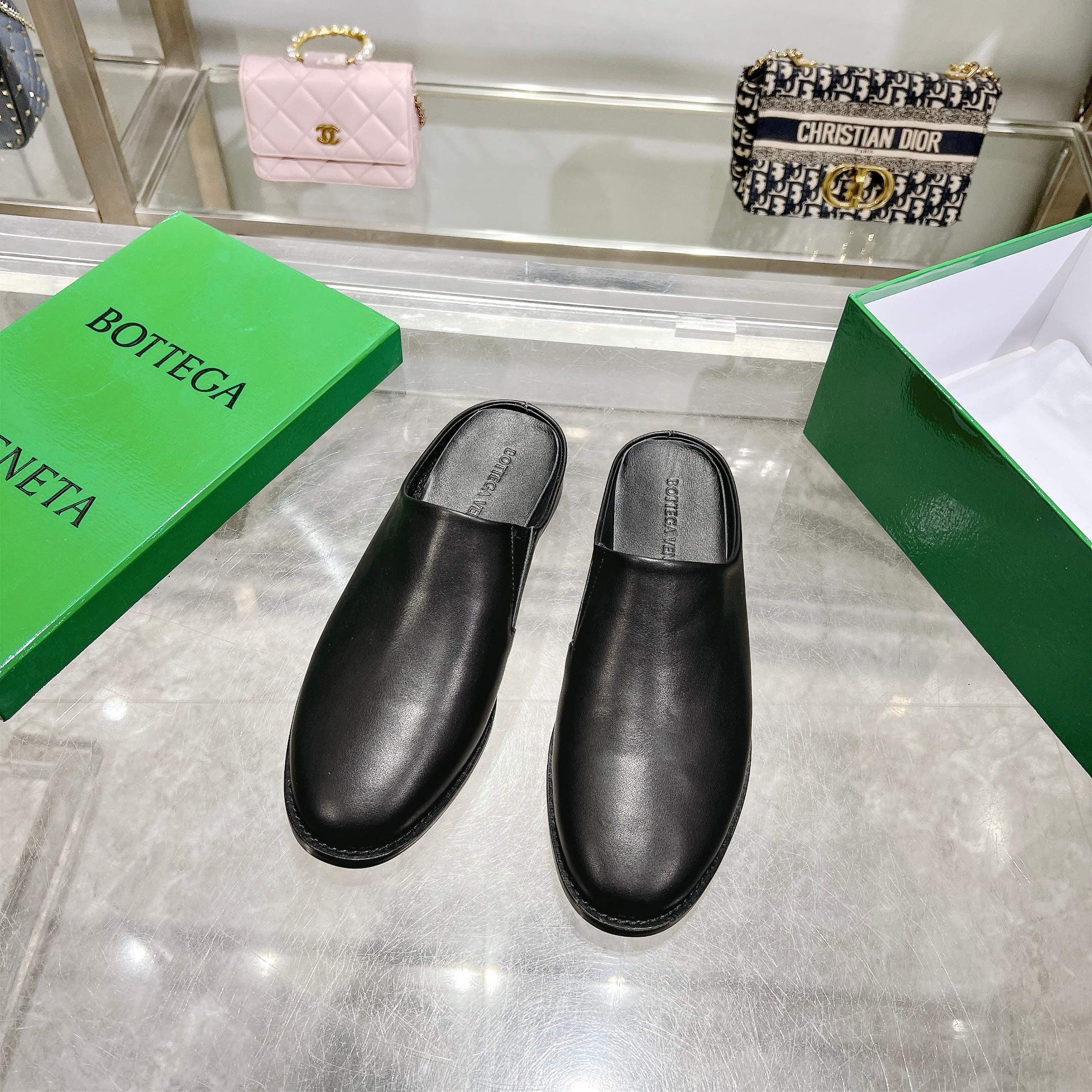 Black Shoes