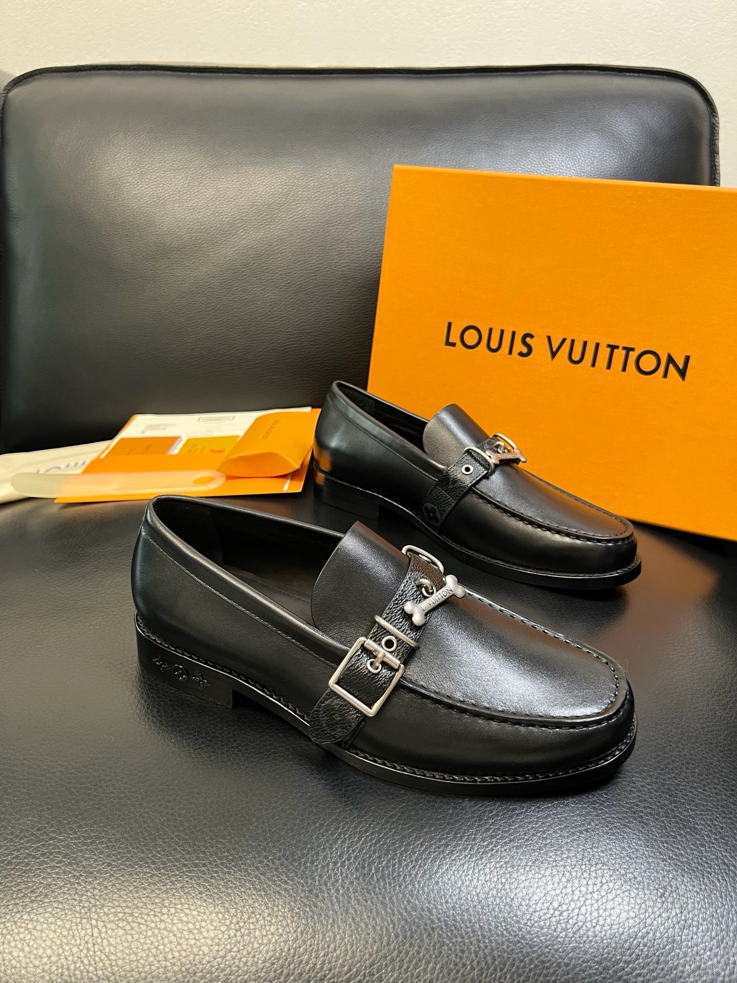 Black Shoes