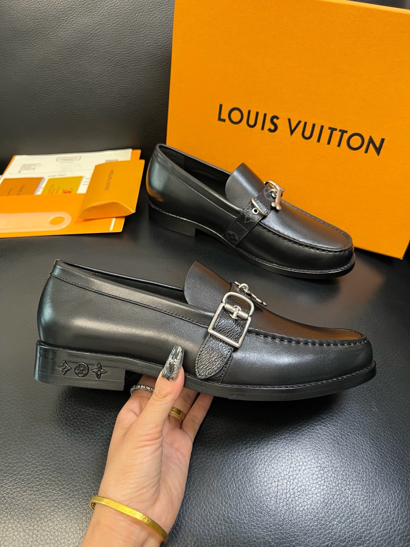 Black Shoes
