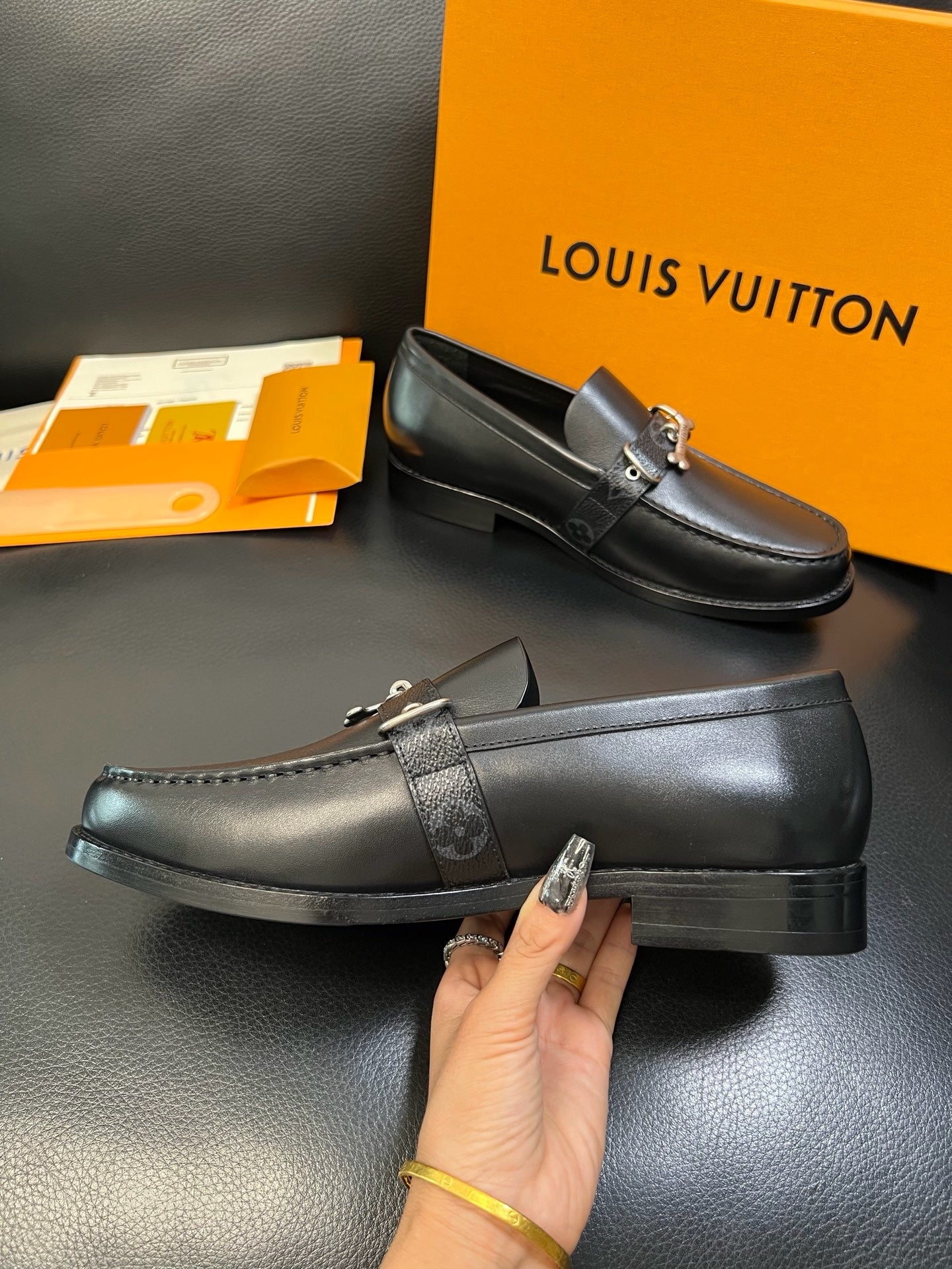 Black Shoes