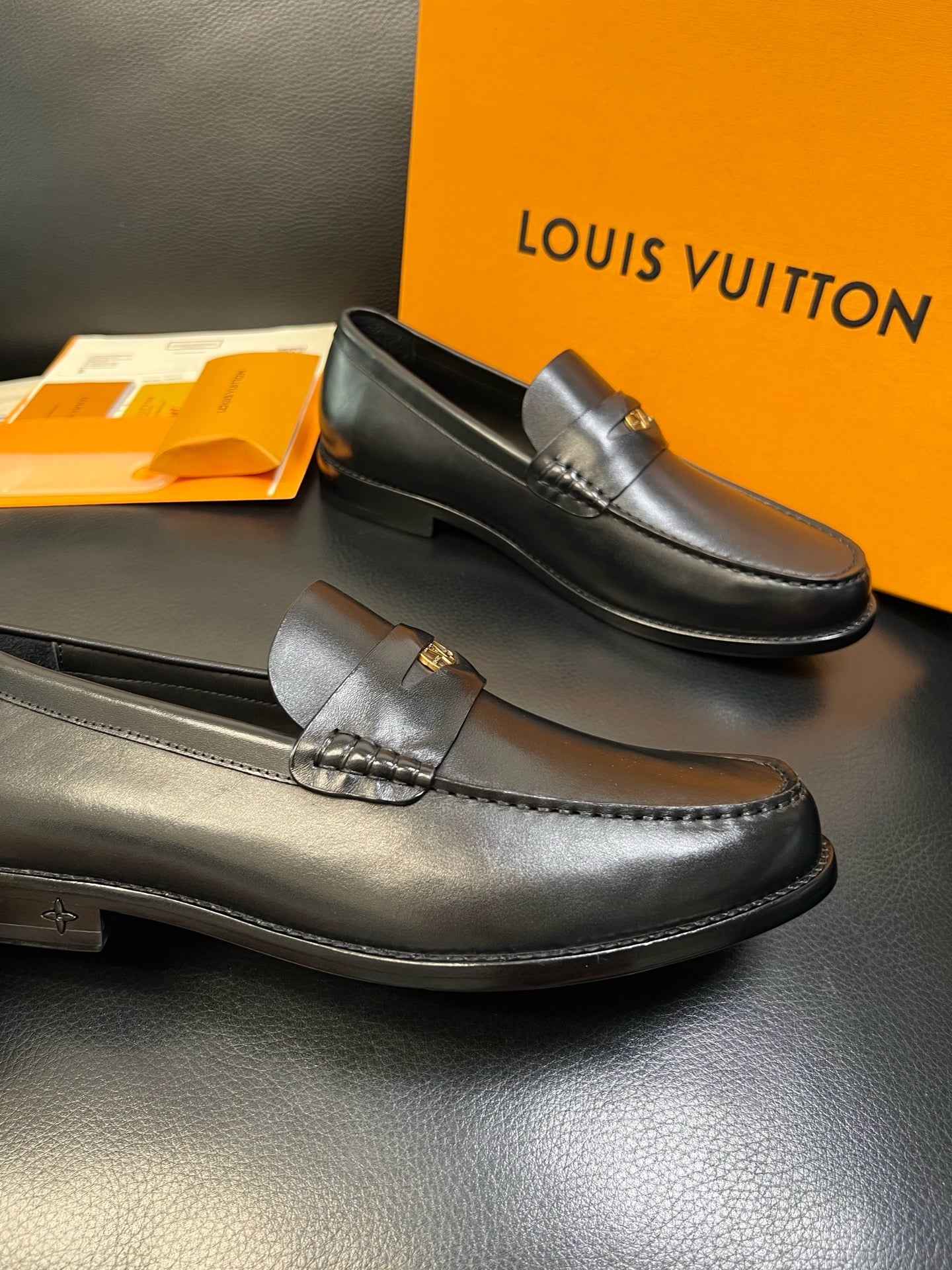 Black Shoes