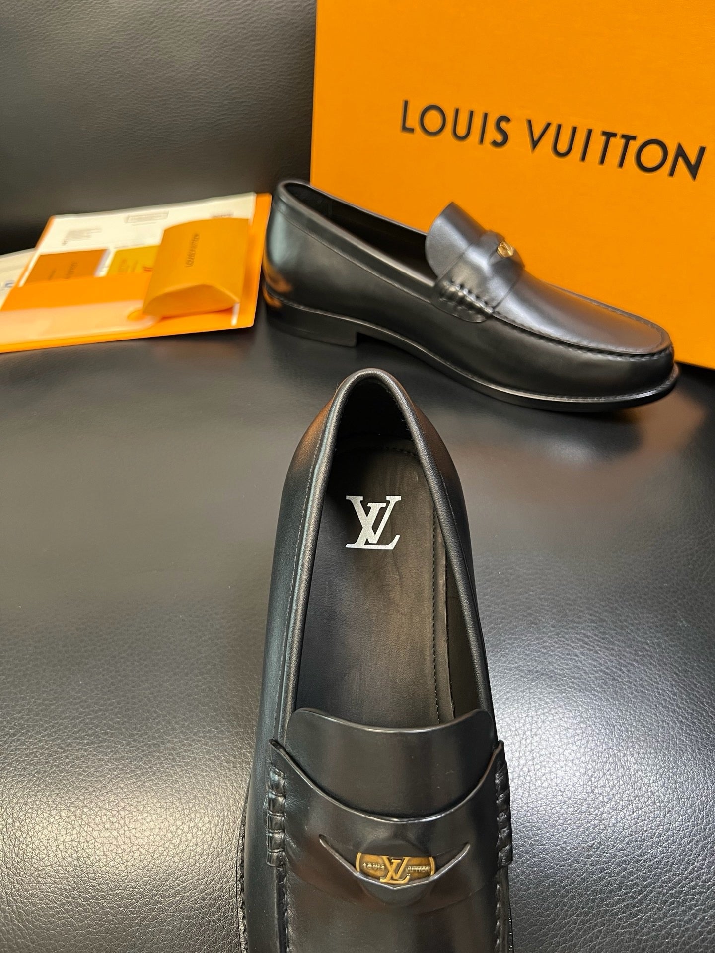 Black Shoes