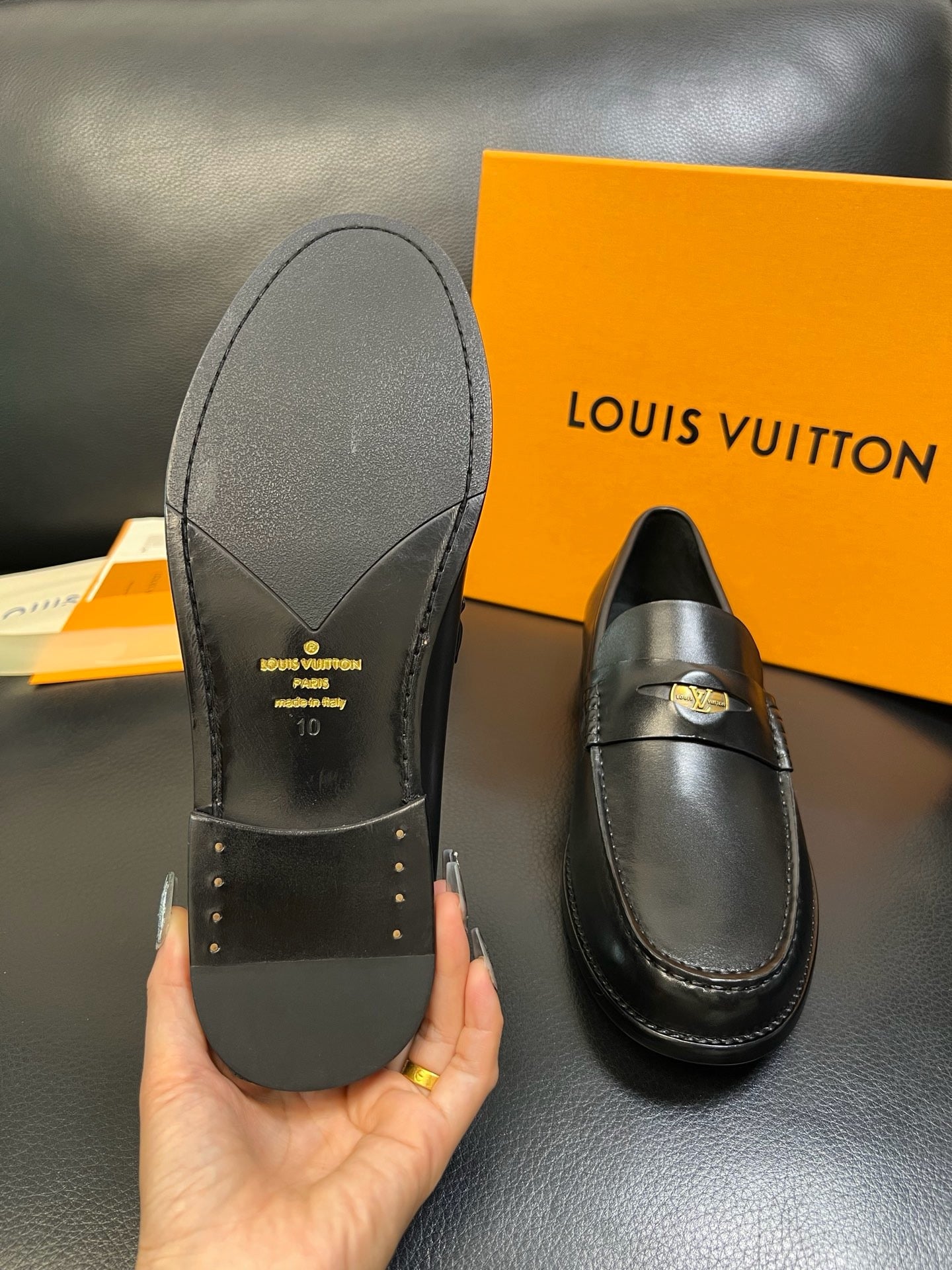 Black Shoes