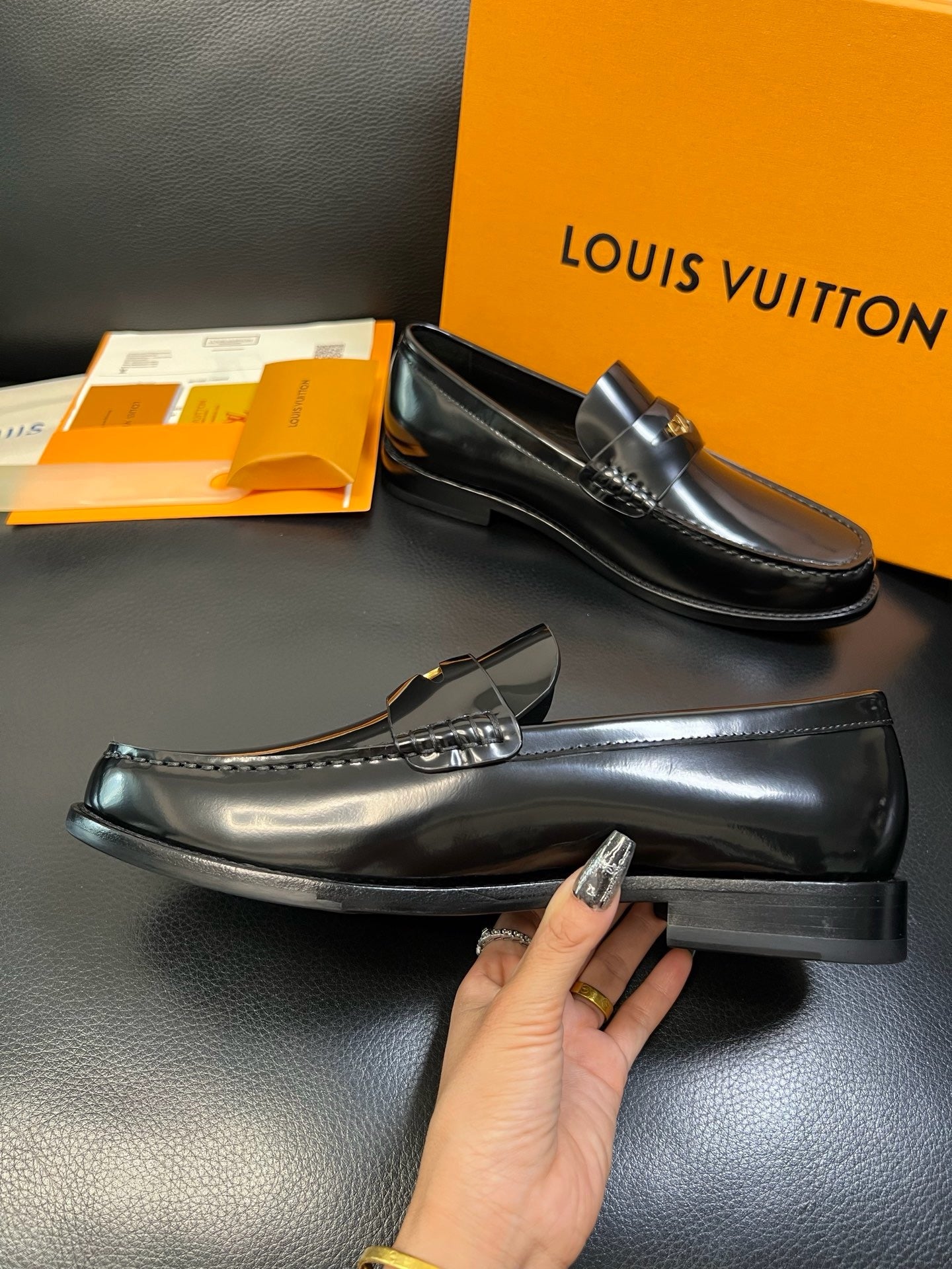 Black Shoes