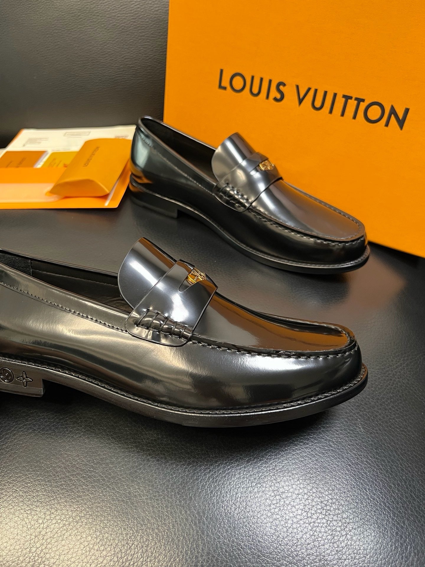 Black Shoes