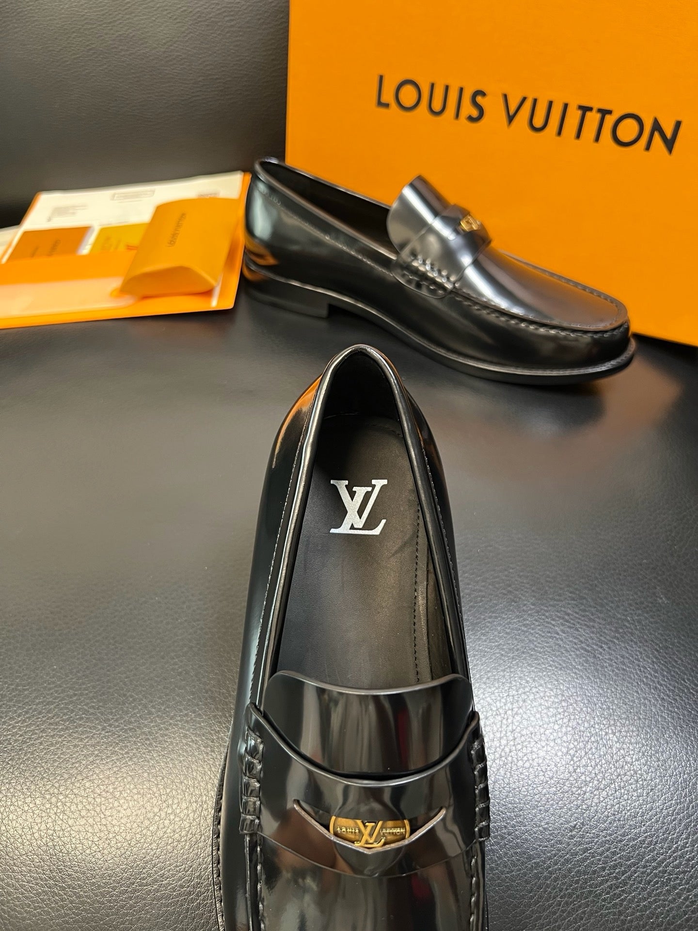 Black Shoes