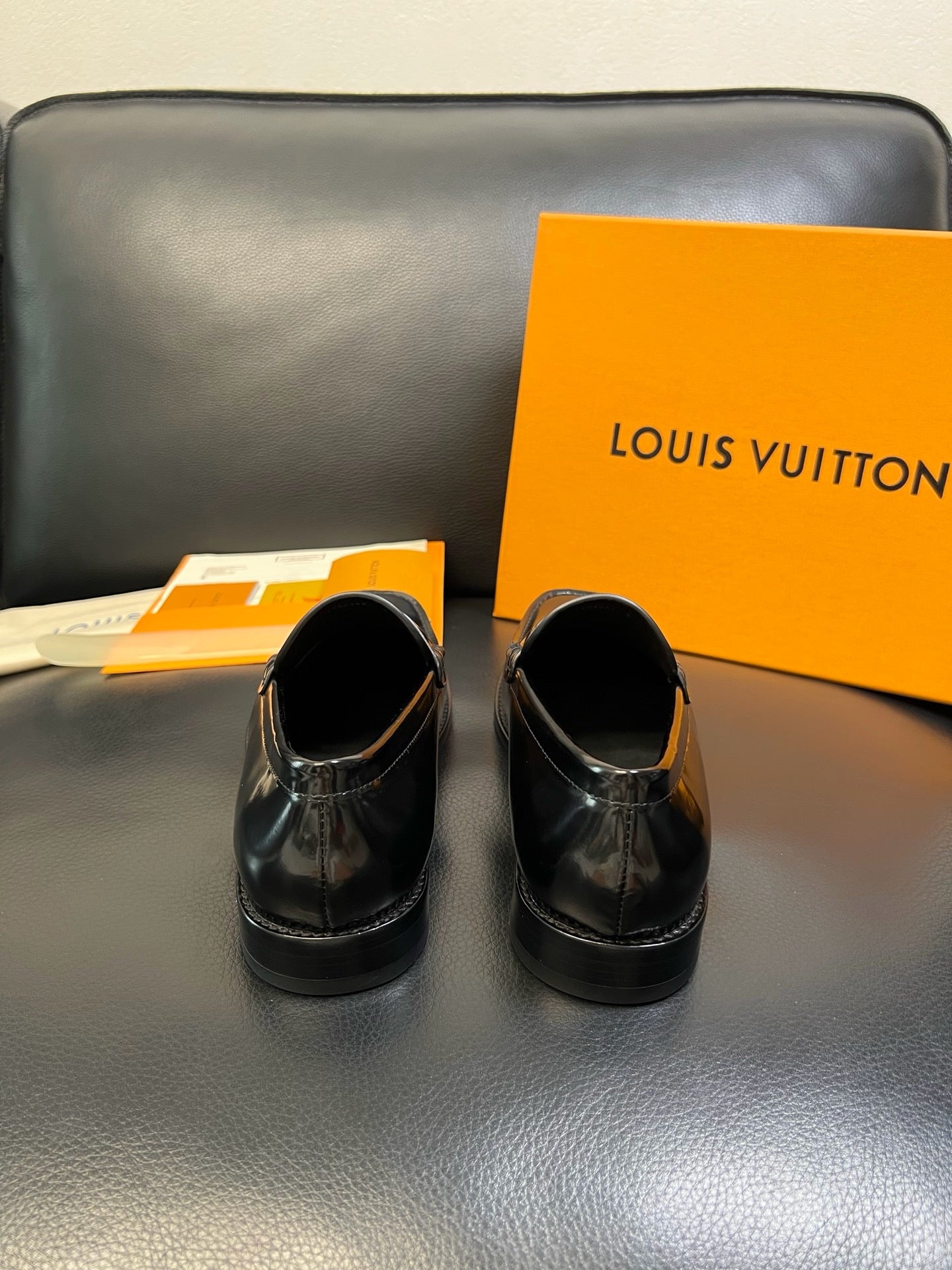 Black Shoes