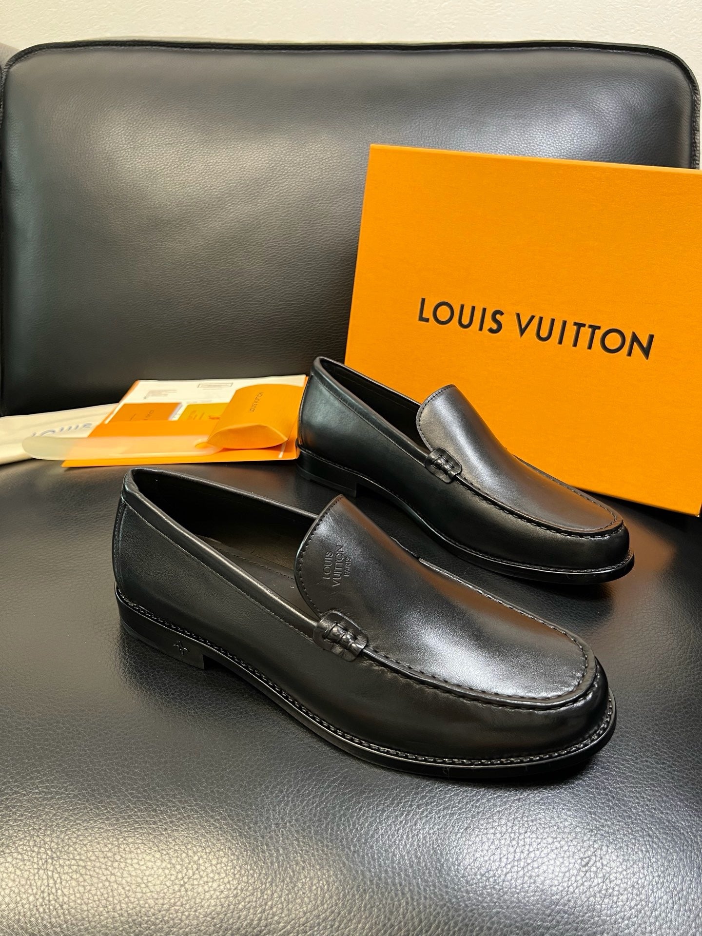 Black Shoes