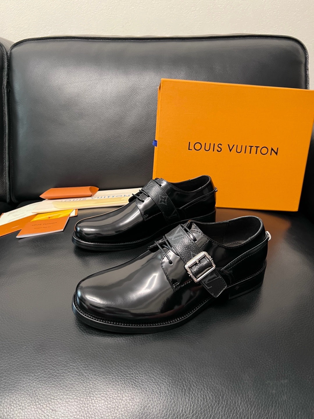 Black Shoes