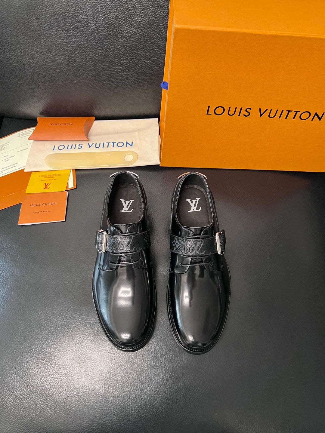 Black Shoes
