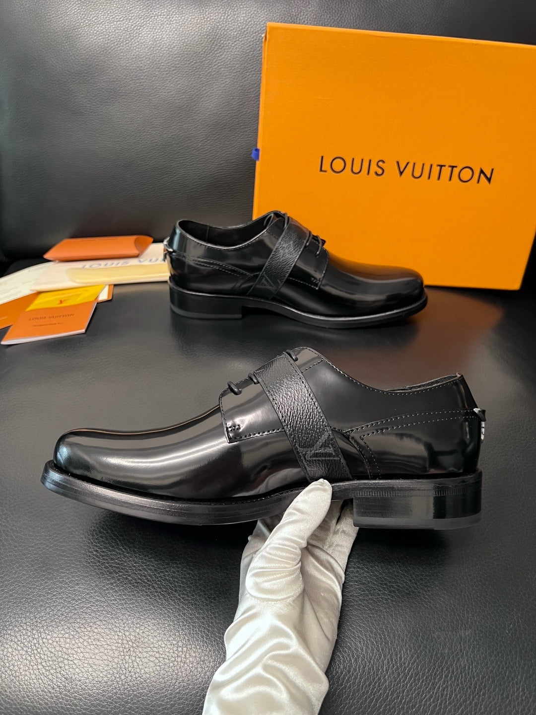Black Shoes