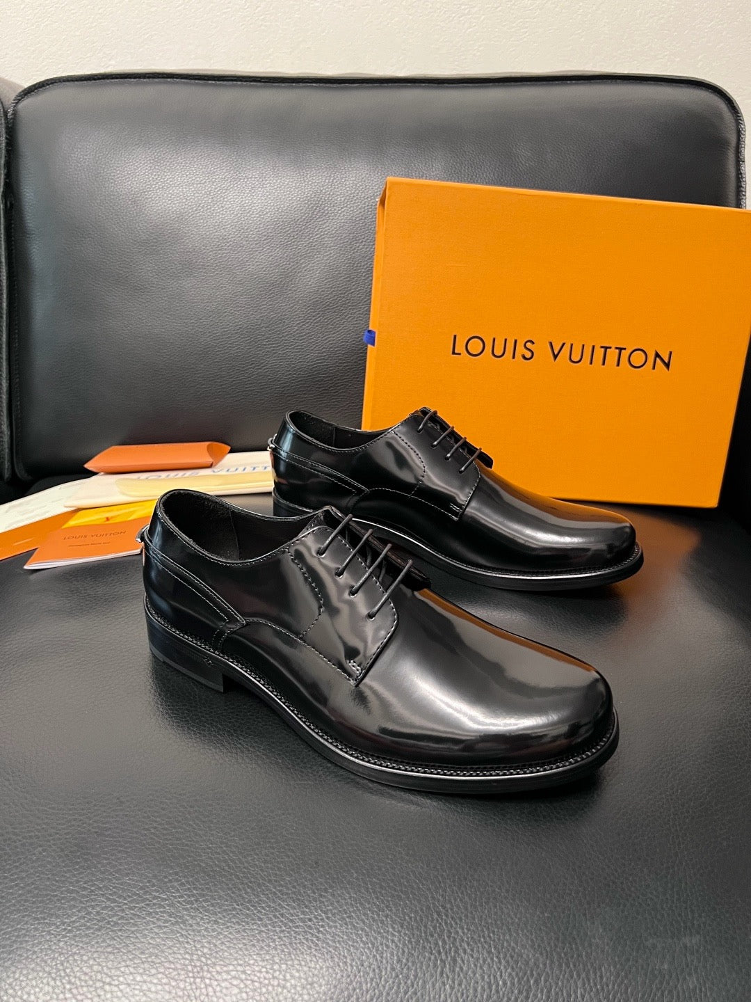 Black Shoes