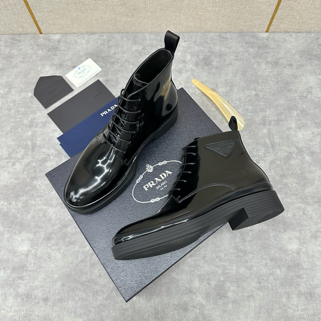 Black Shoes