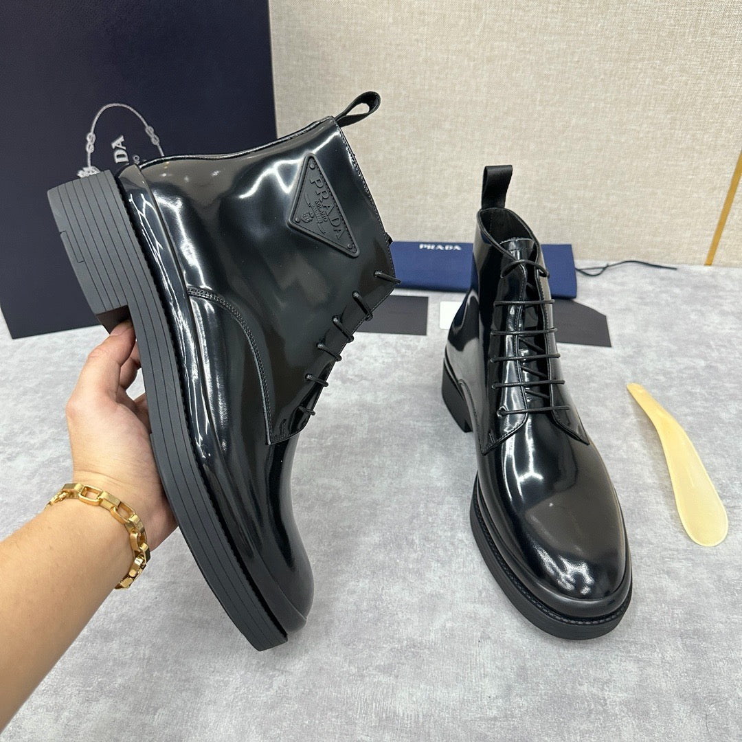 Black Shoes