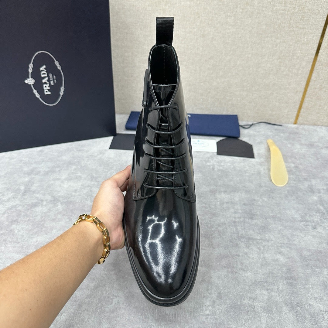 Black Shoes