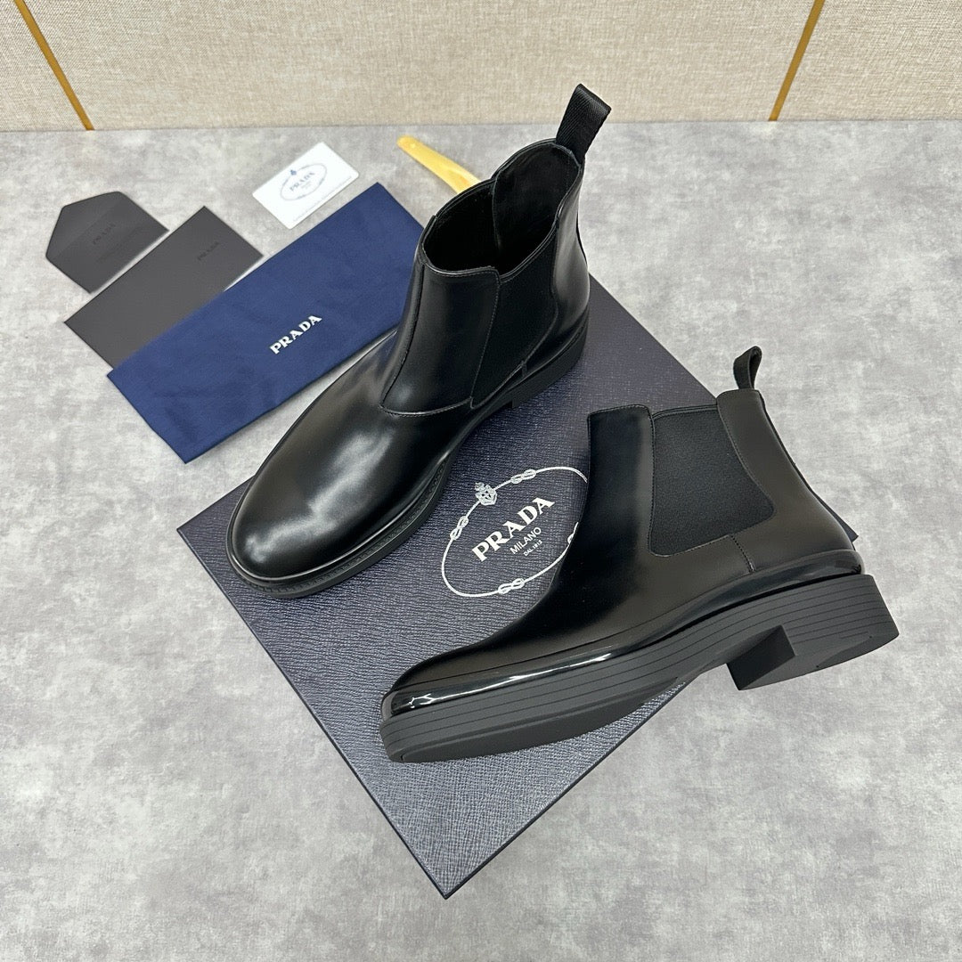 Black Shoes