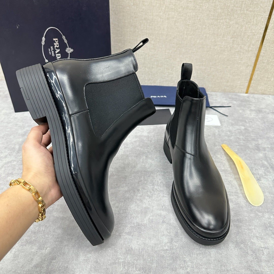 Black Shoes