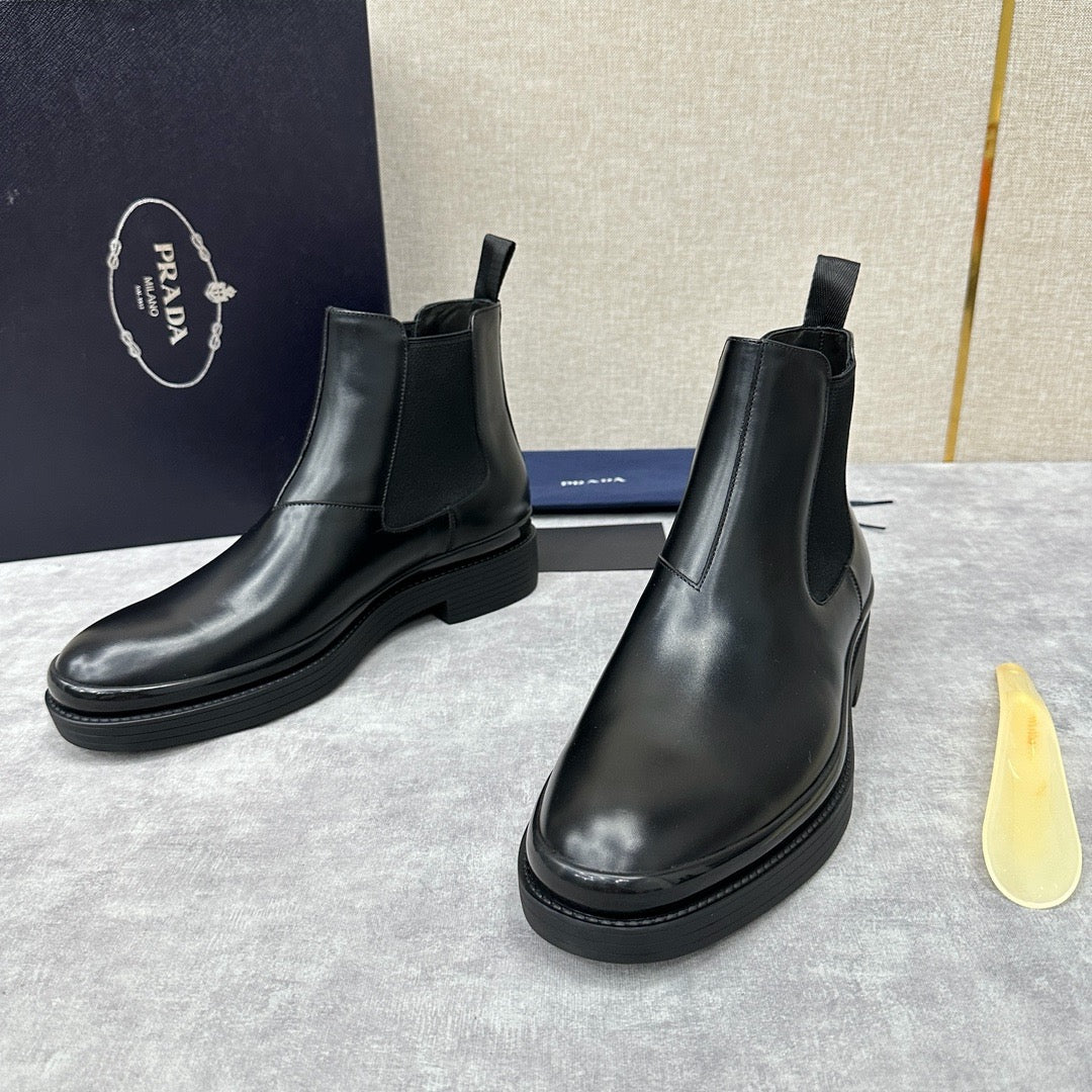 Black Shoes