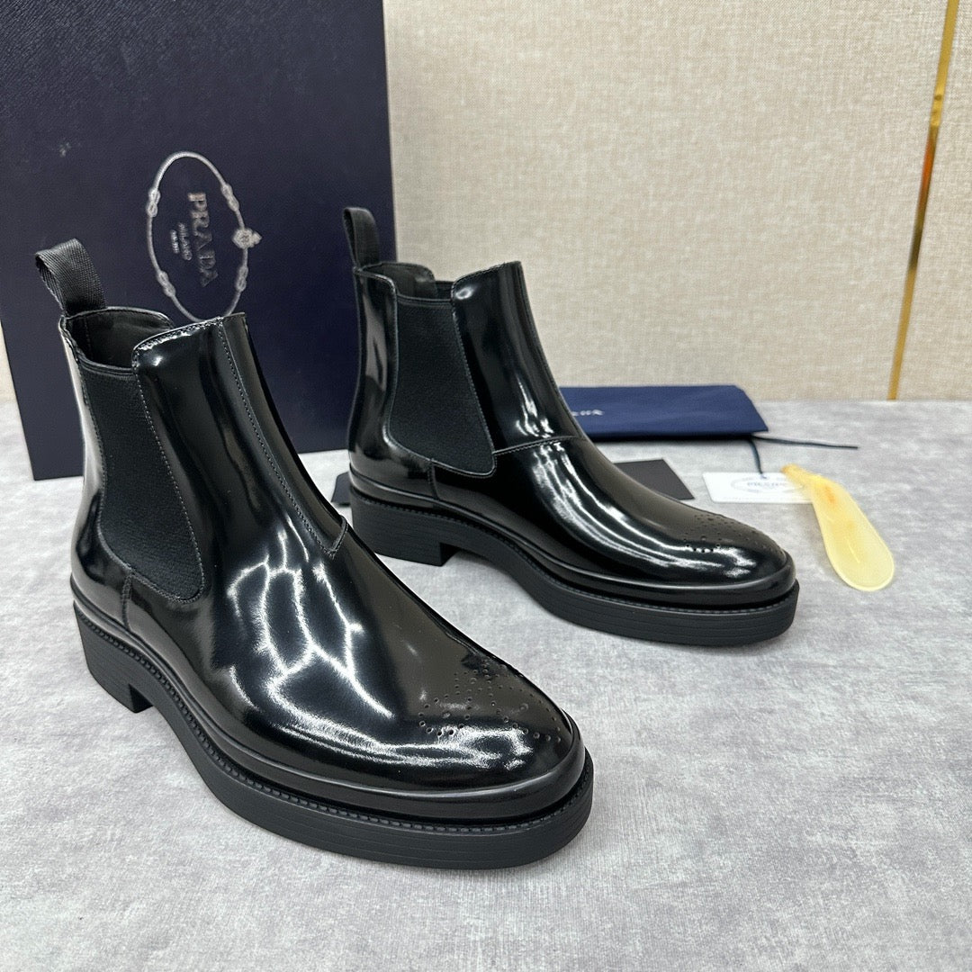 Black Shoes