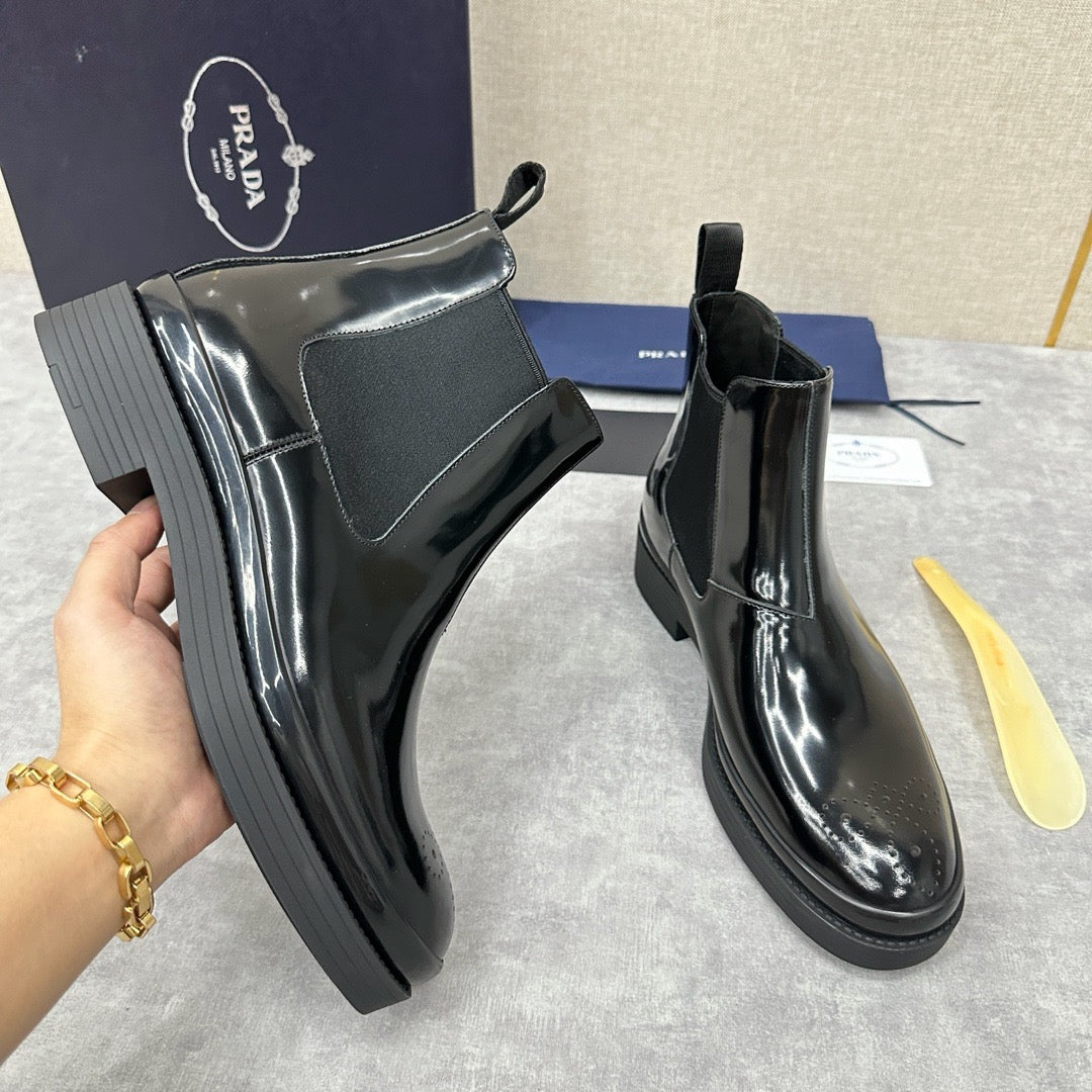Black Shoes