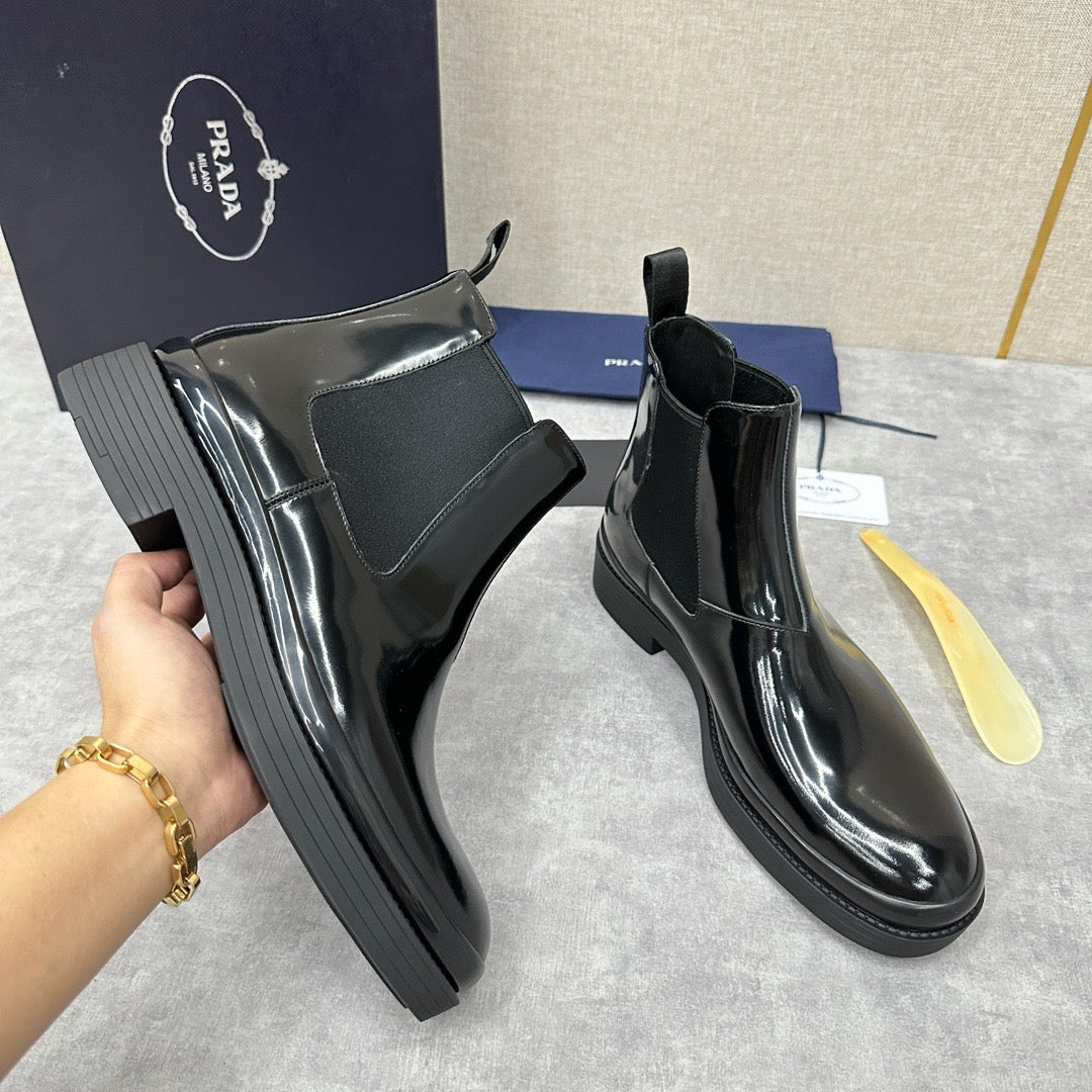 Black Shoes