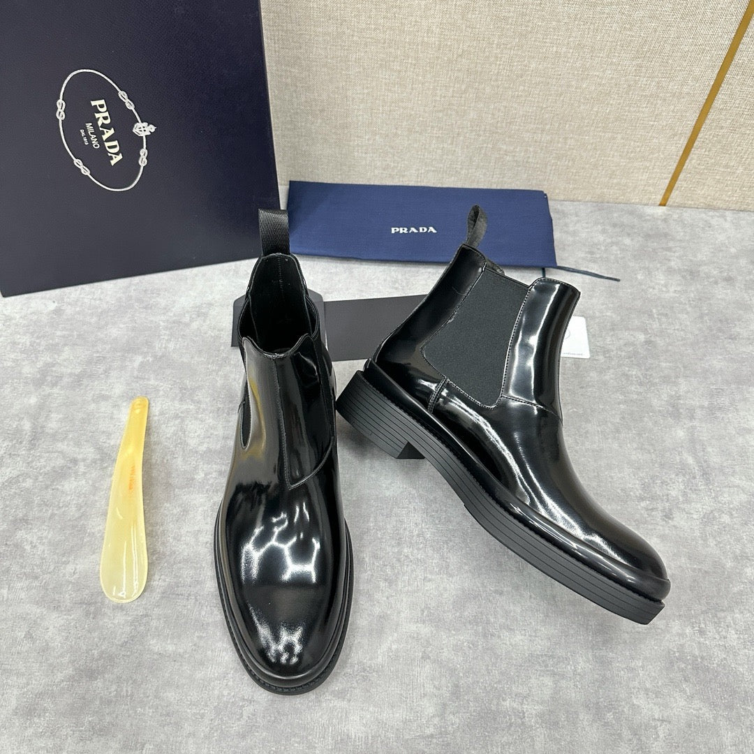 Black Shoes