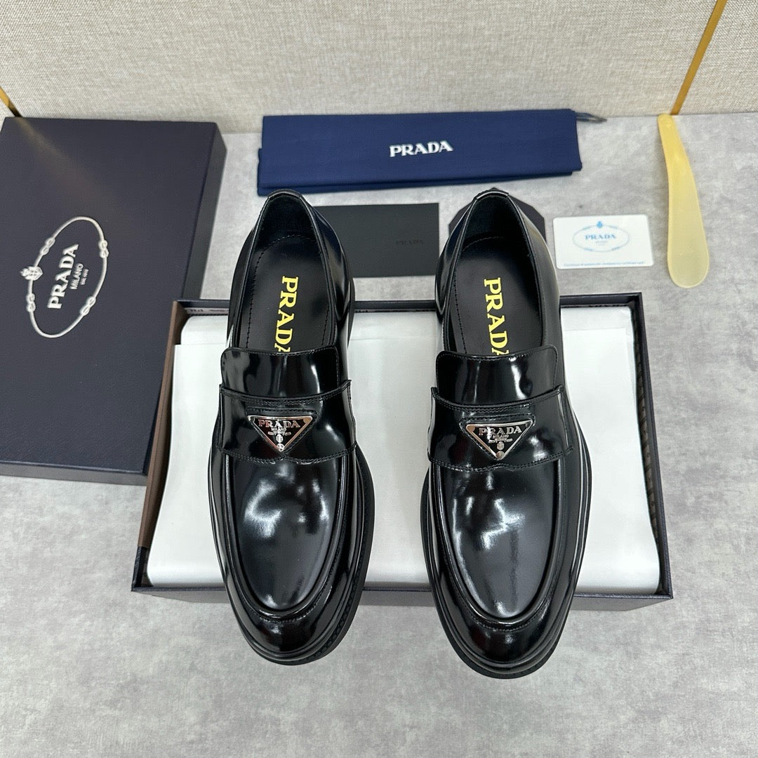 Black Shoes