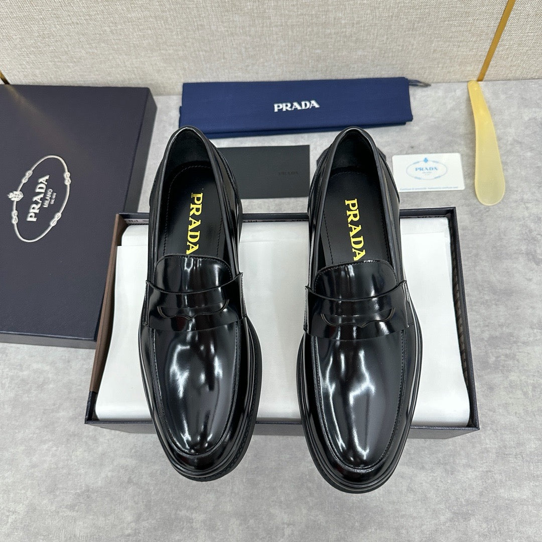 Black Shoes