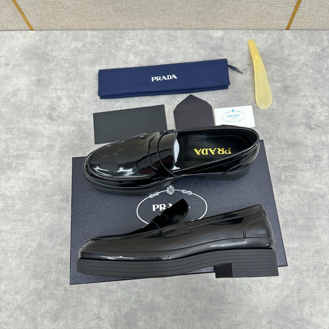 Black Shoes