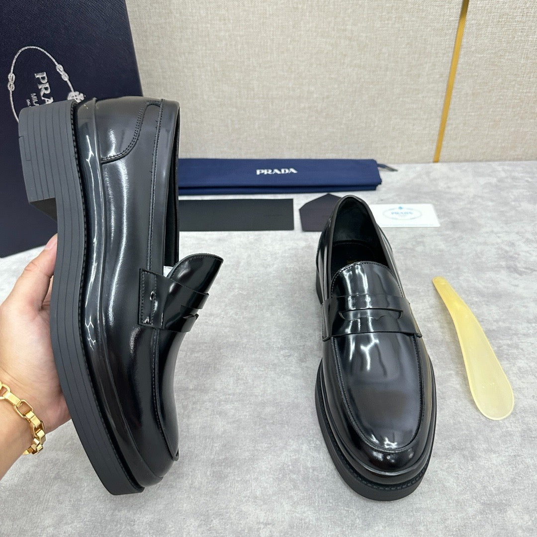 Black Shoes