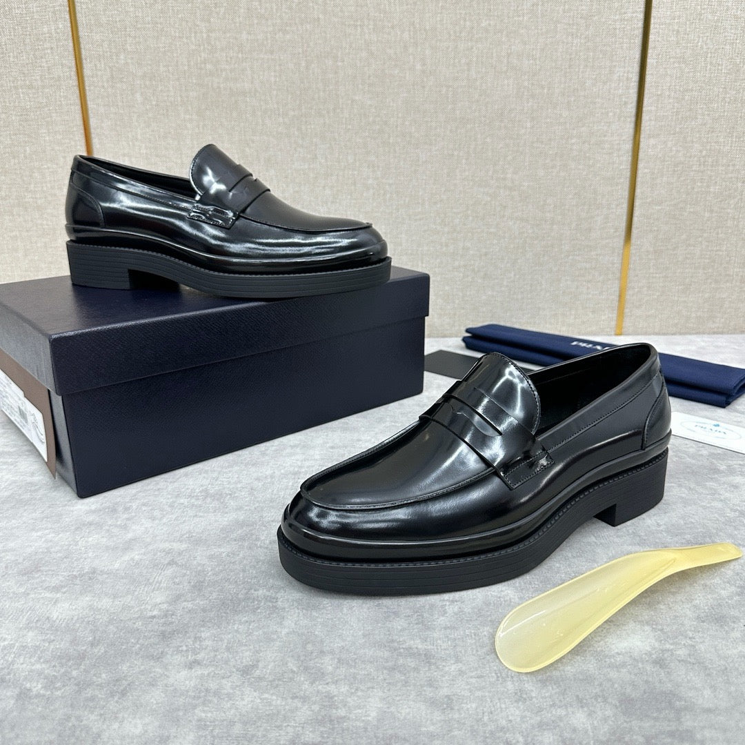Black Shoes
