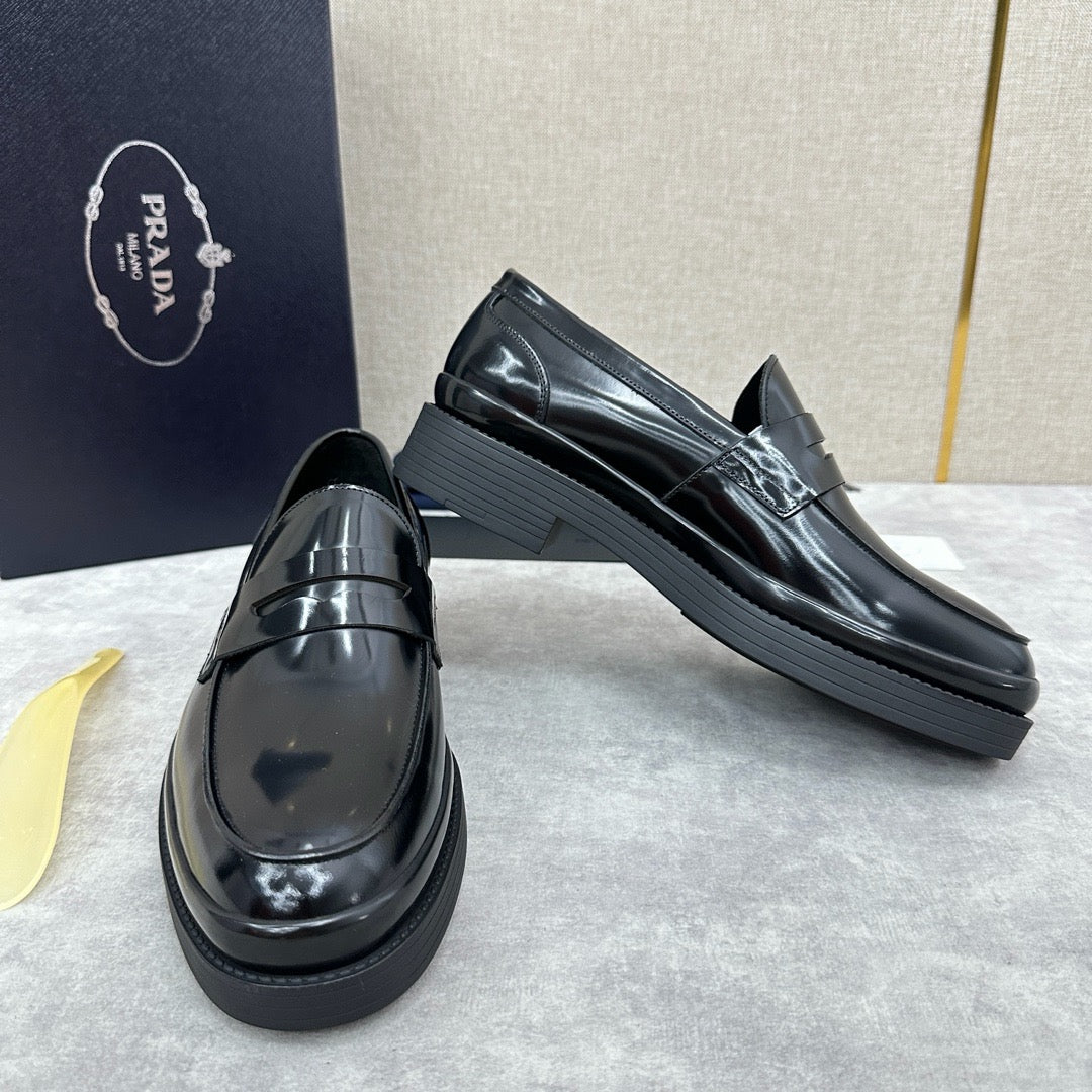 Black Shoes
