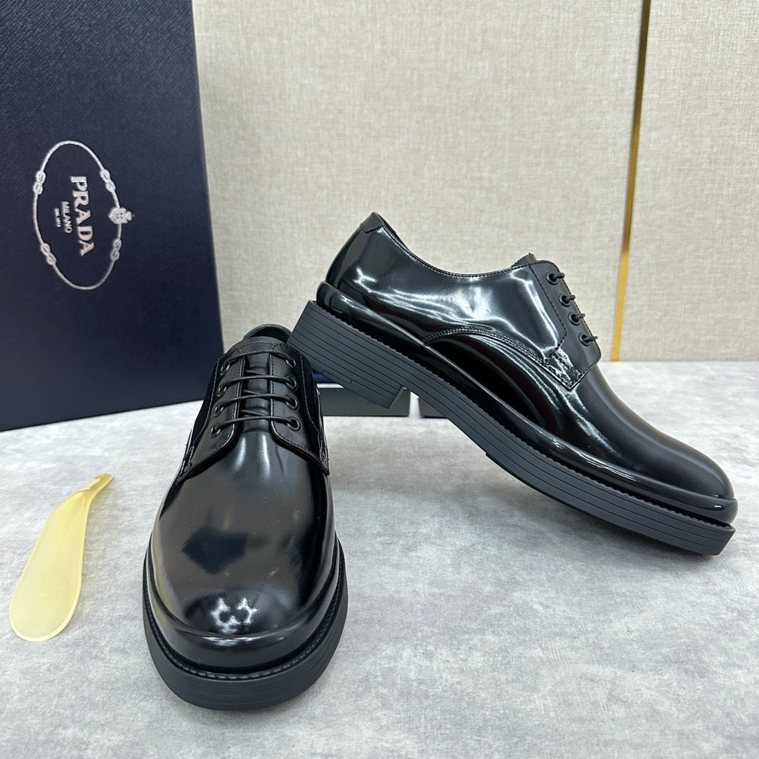 Black Shoes