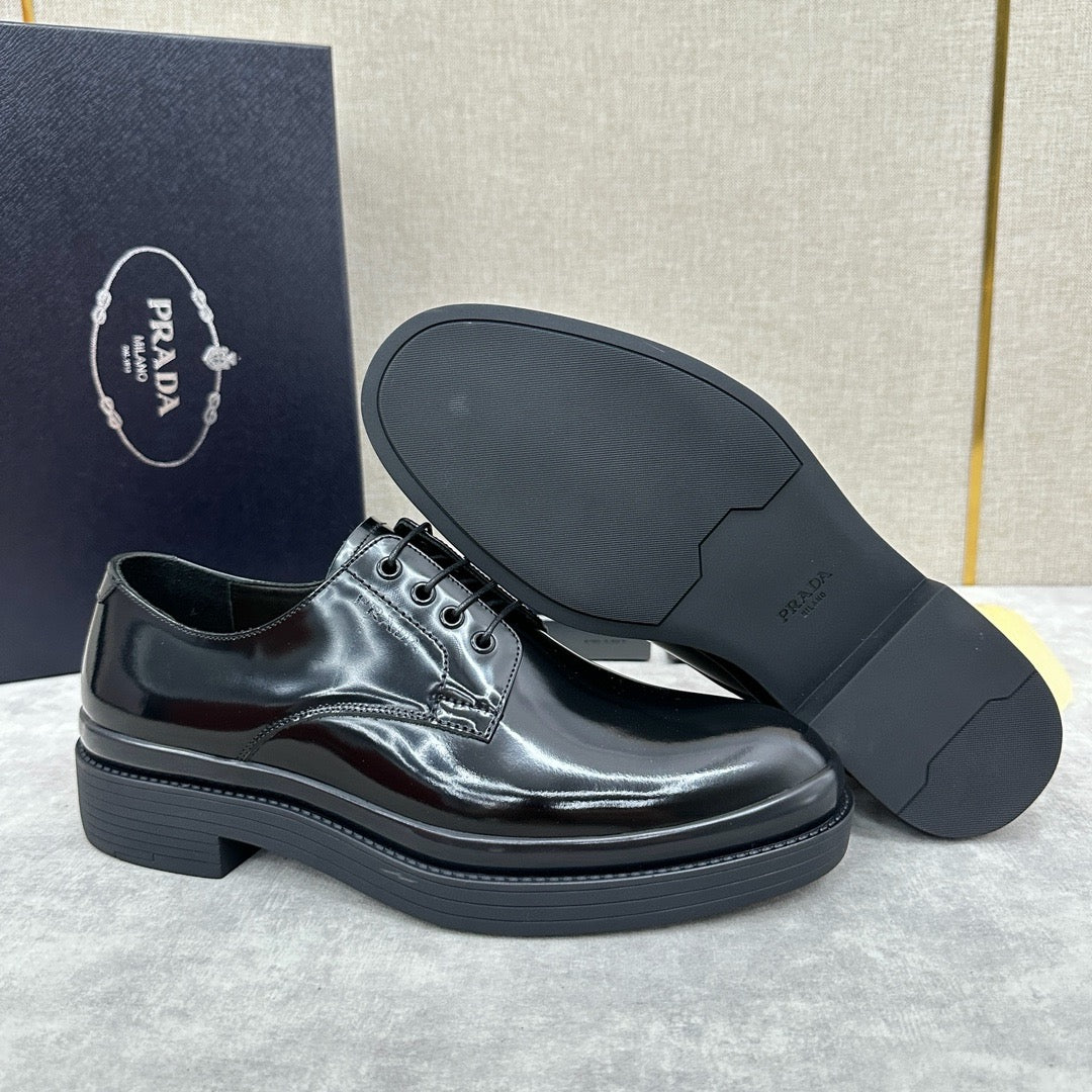 Black Shoes