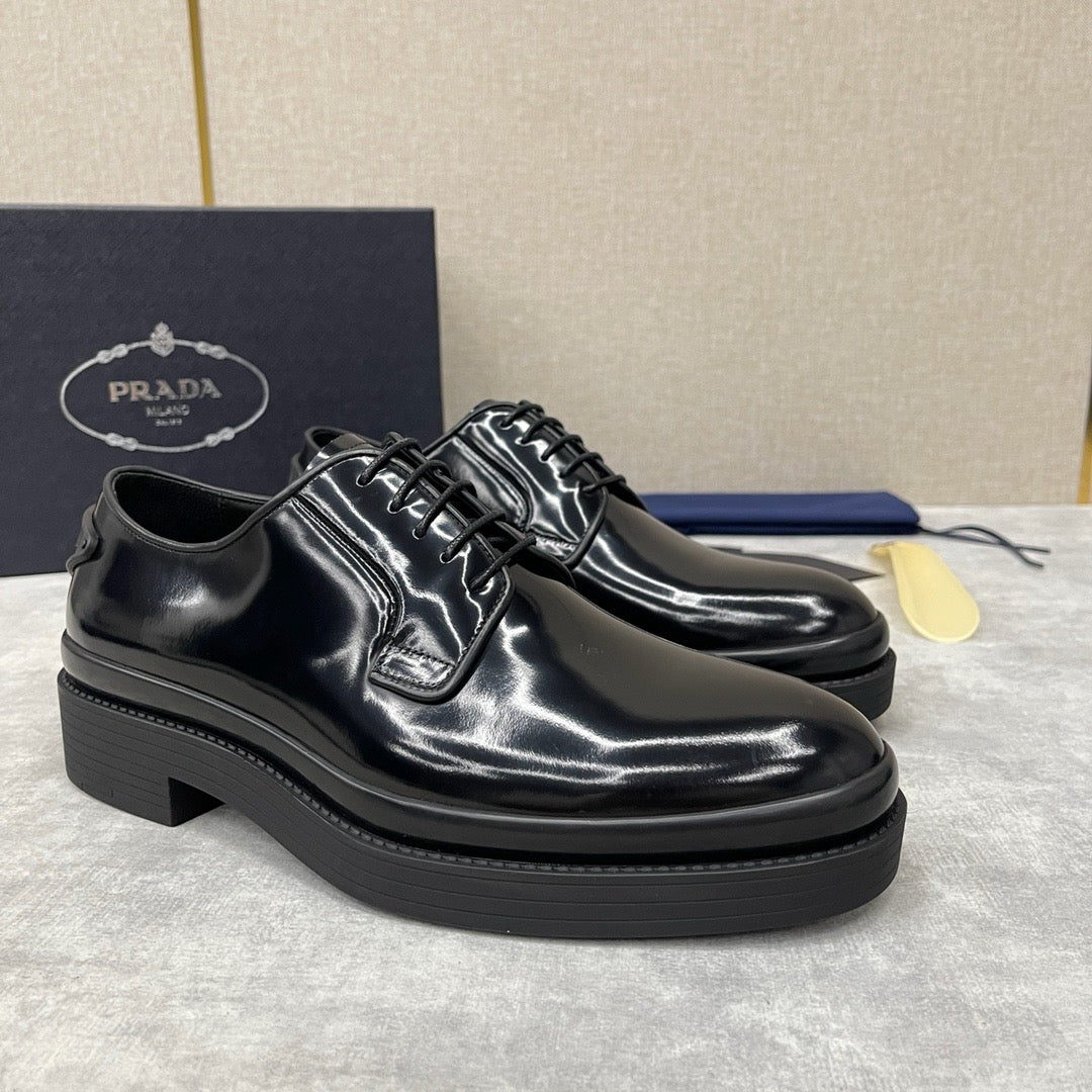 Black Shoes