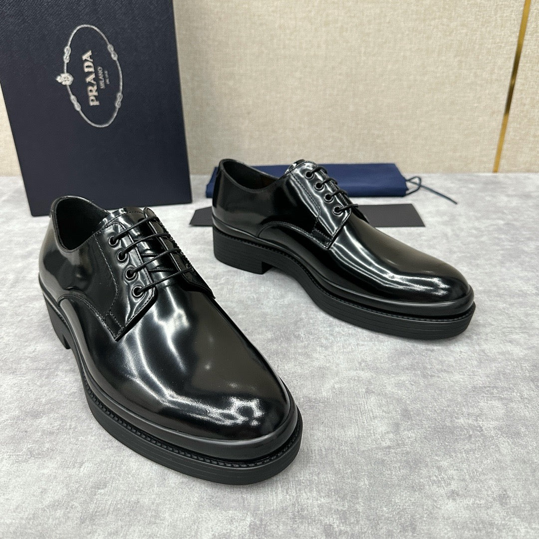 Black Shoes