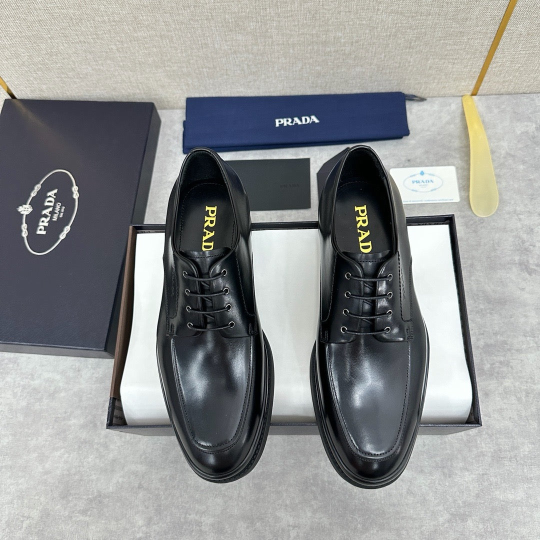 Black Shoes