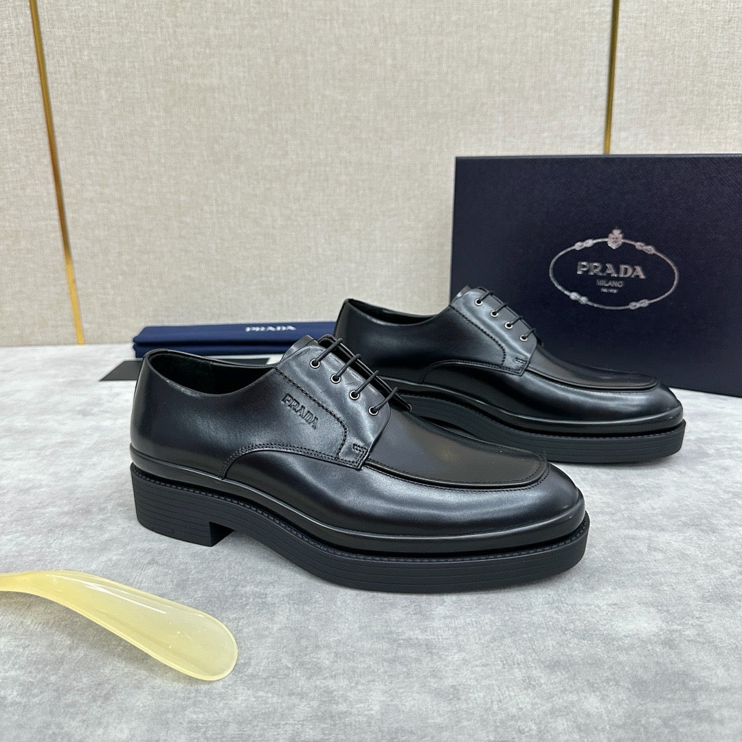 Black Shoes